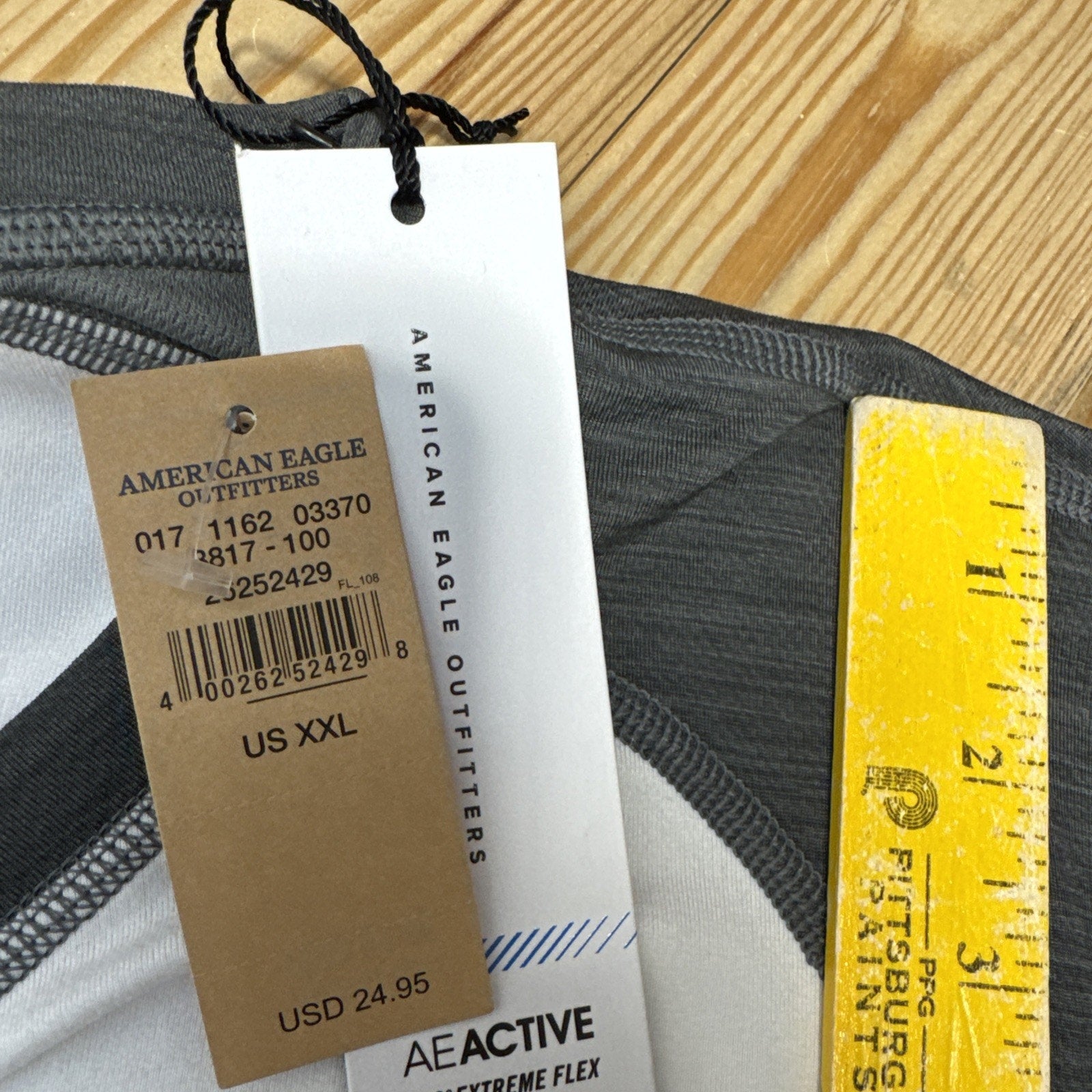 American Eagle Outfitters White and Gray Shirt Sleeve 360 Extreme Flex 2XL NWT