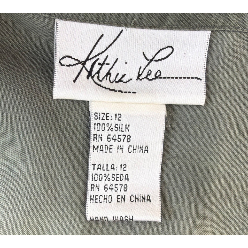 Vintage Kathie Lee Womans 12 Blouse Top Button Up Long Sleeve Green 100% Silk