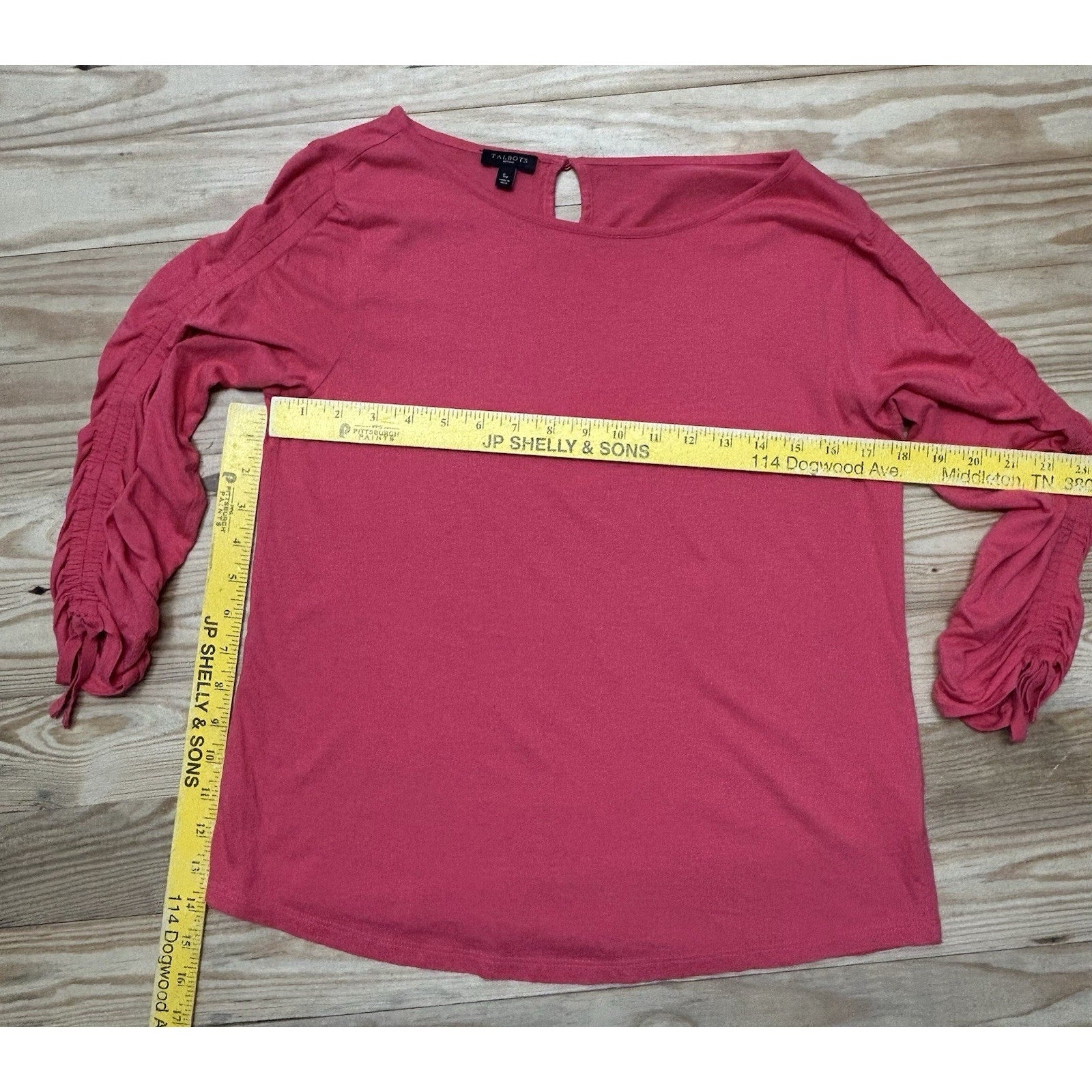 TALBOTS Size Small Petite Womens Pink Cotton V-Neck Short Sleeve Soft T-Shirt.