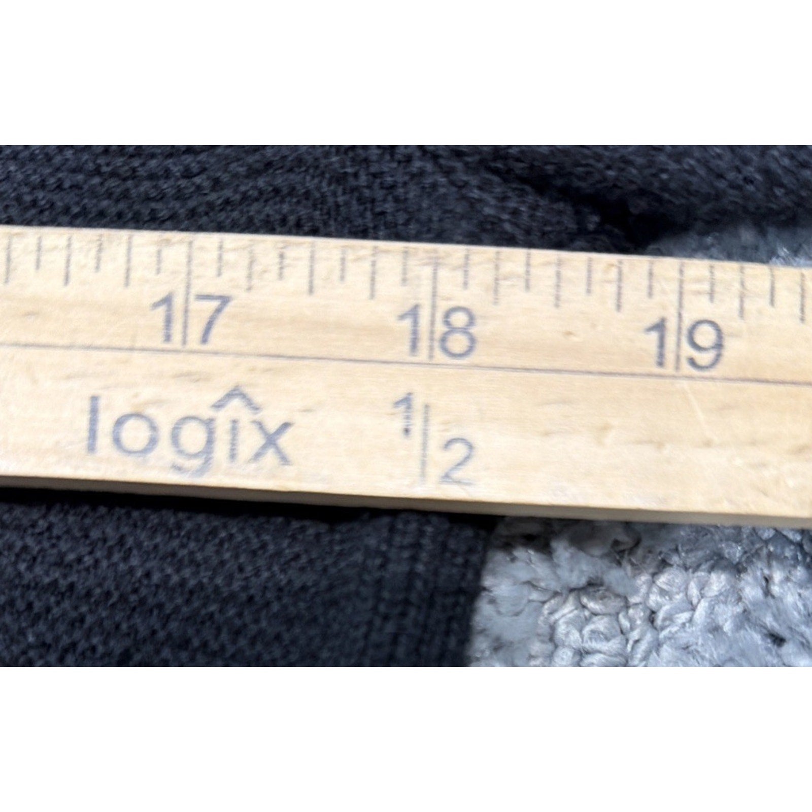 Talbots Waffle Knit Sweater Womens Medium Petite Black VNeck Minimalist