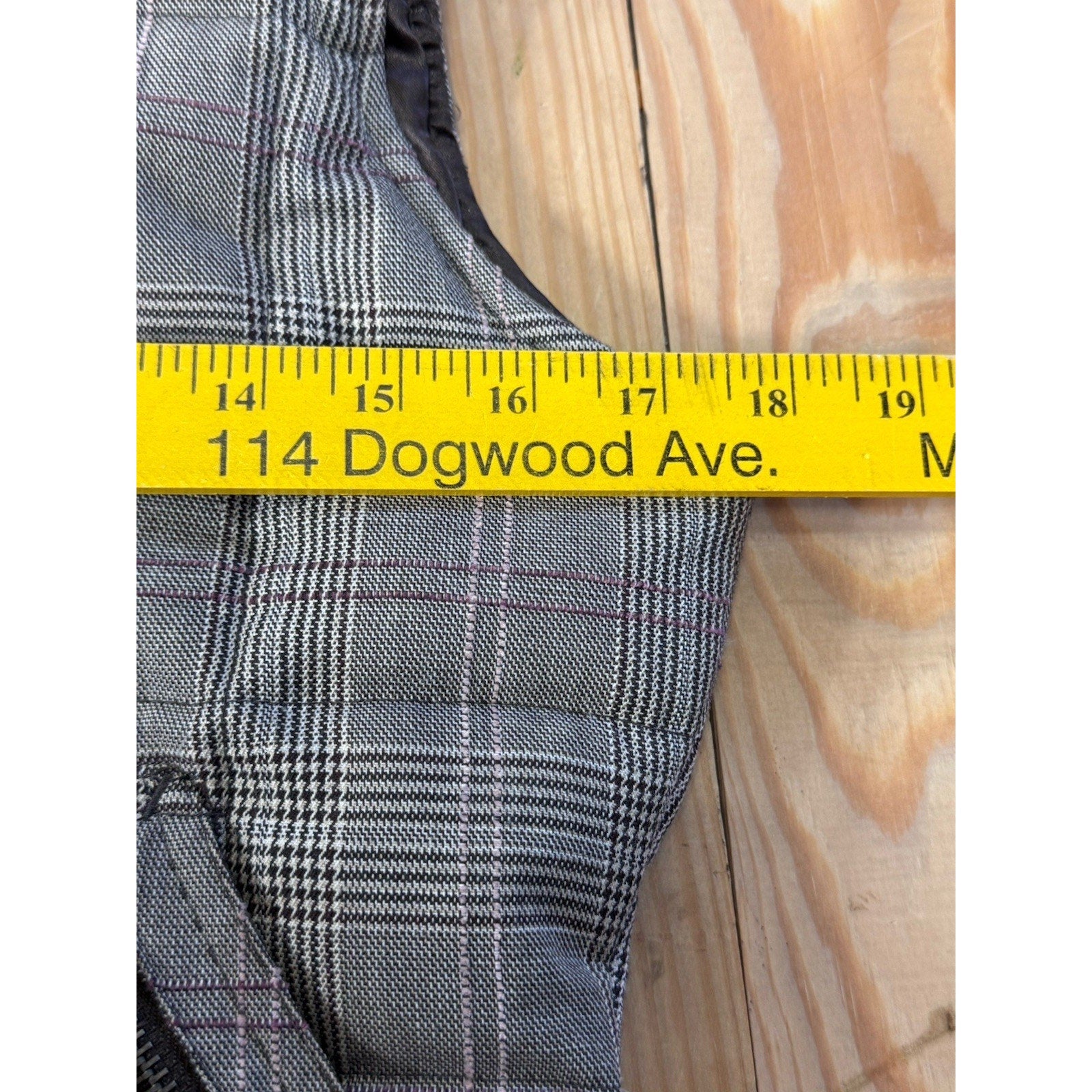 Aeropostale Plaid Down Puffer Vest Jacket Faux Fur Trim Hood Size Women’s Medium