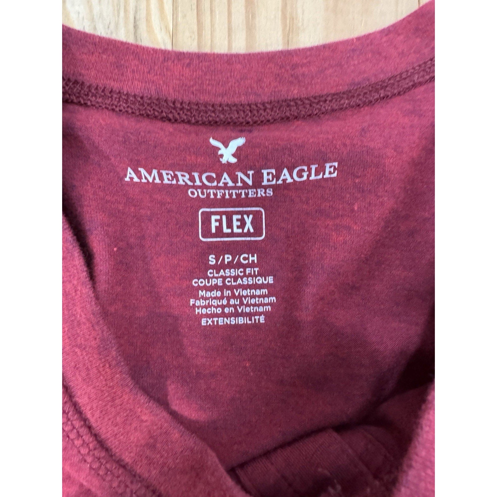 American Eagle Outfitters T-Shirt Mens Small Classic Fit Short Sleeve Red Cotton