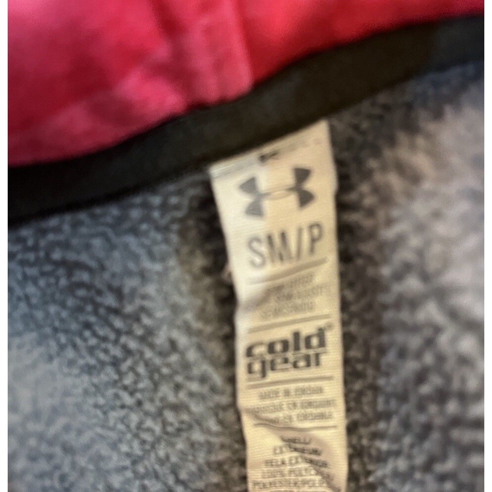 Under Armour Hoodie Womens Pullover Breast Cancer Semi Fitted Cold Gear size S