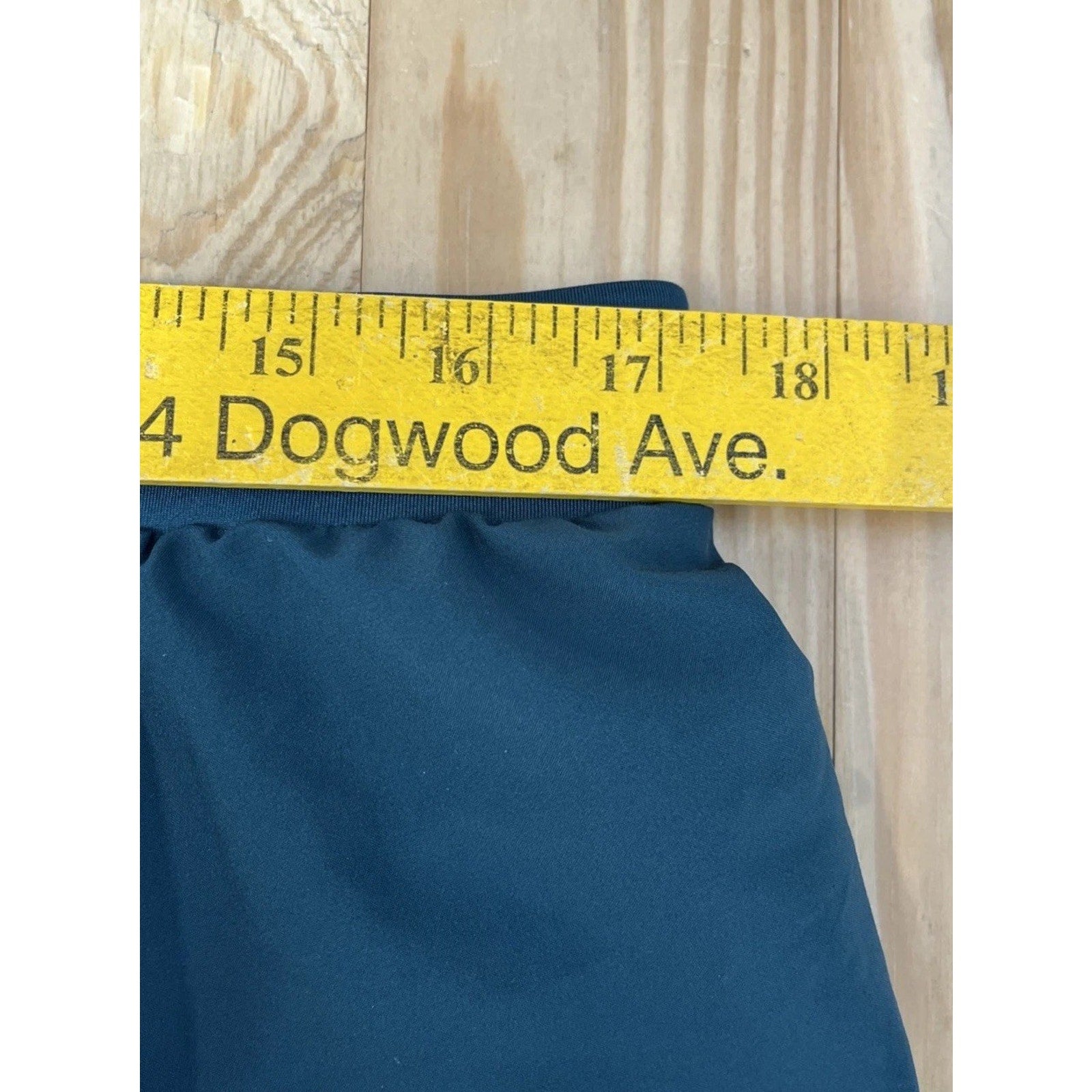 Under Armour Women's Fly By 2.0 running shorts XL Green