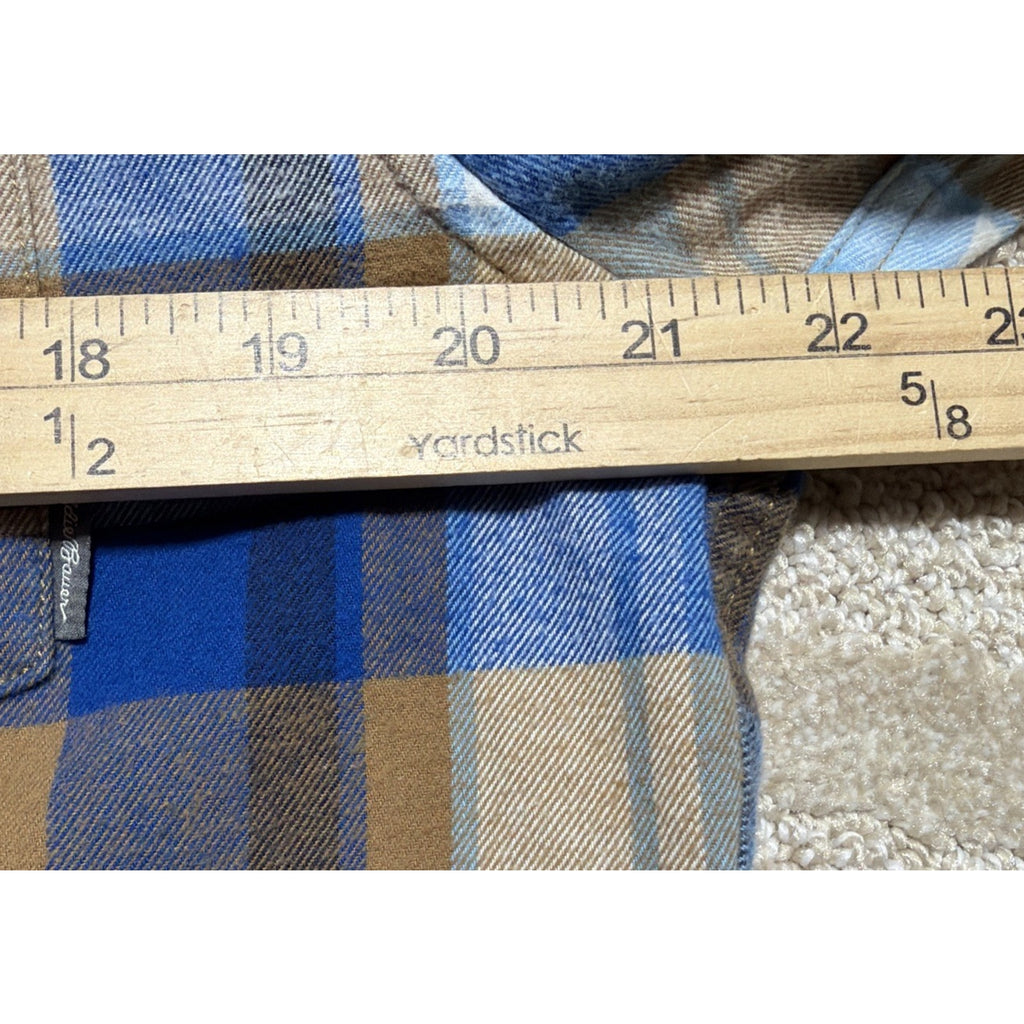 Eddie Bauer Mens M Blue Tan Plaid Flannel Shirt Button Down Long Sleeve Cotton