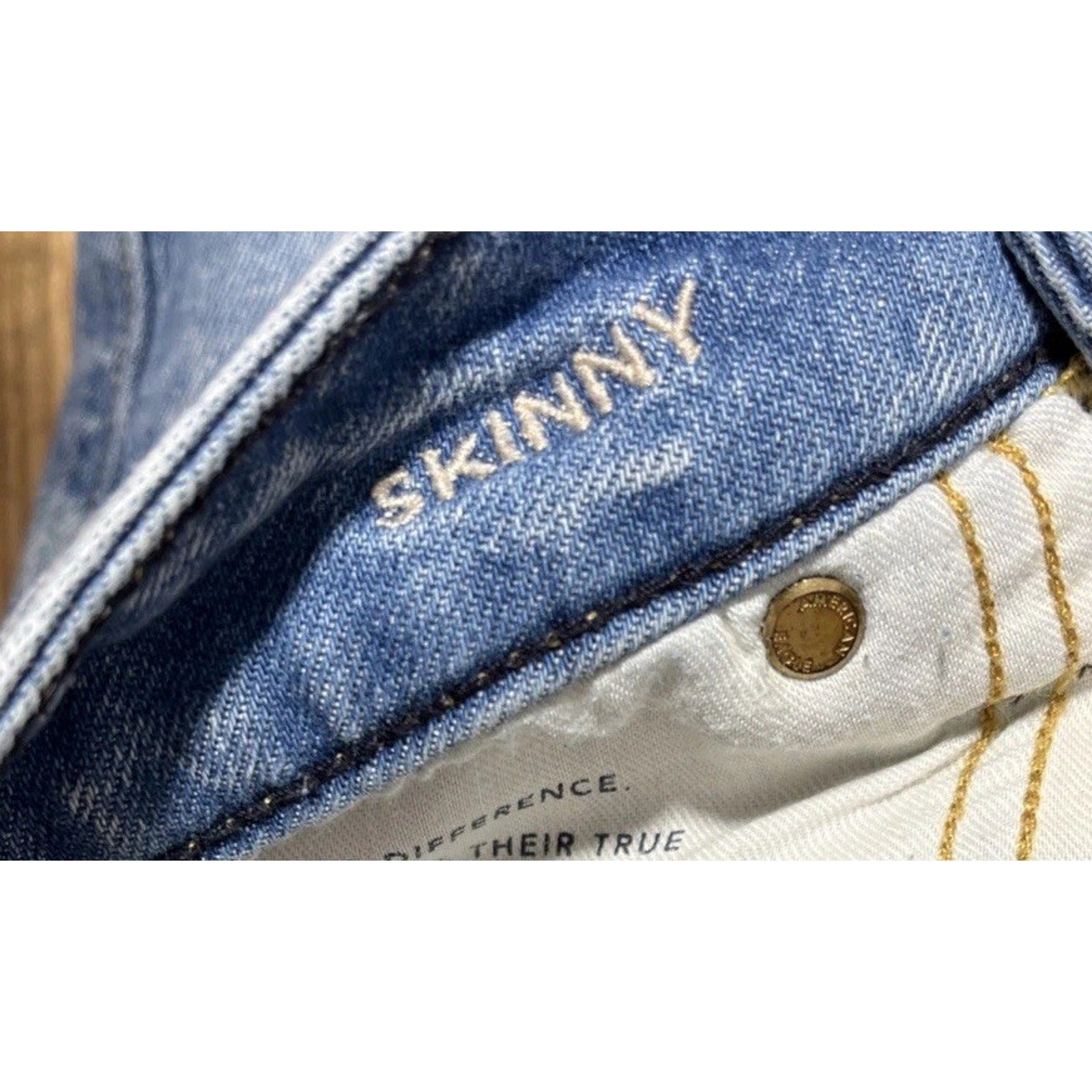American Eagle Men's Jeans Next Level Airflex Skinny Distressed Light Wash 30x30