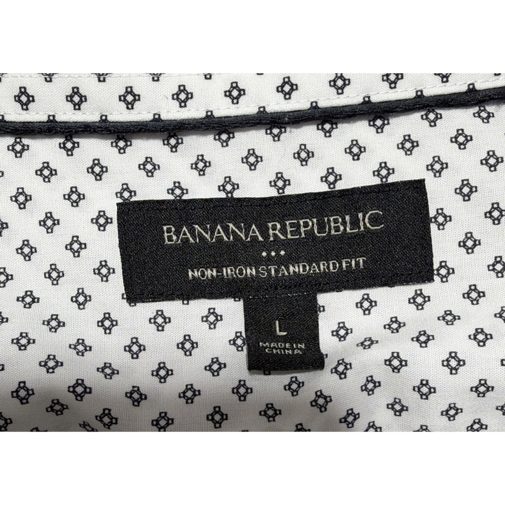 Banana Republic Standard-Fit Non-Iron Dress Shirt in White Blue Dot Size L NWOT