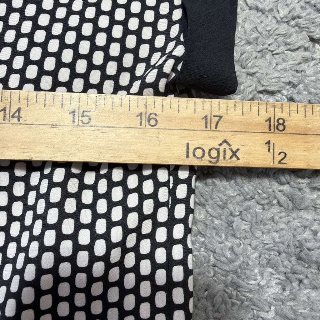 Express Top blouse shirt Black White Geometric Design Short Sleeve Zip Front XS
