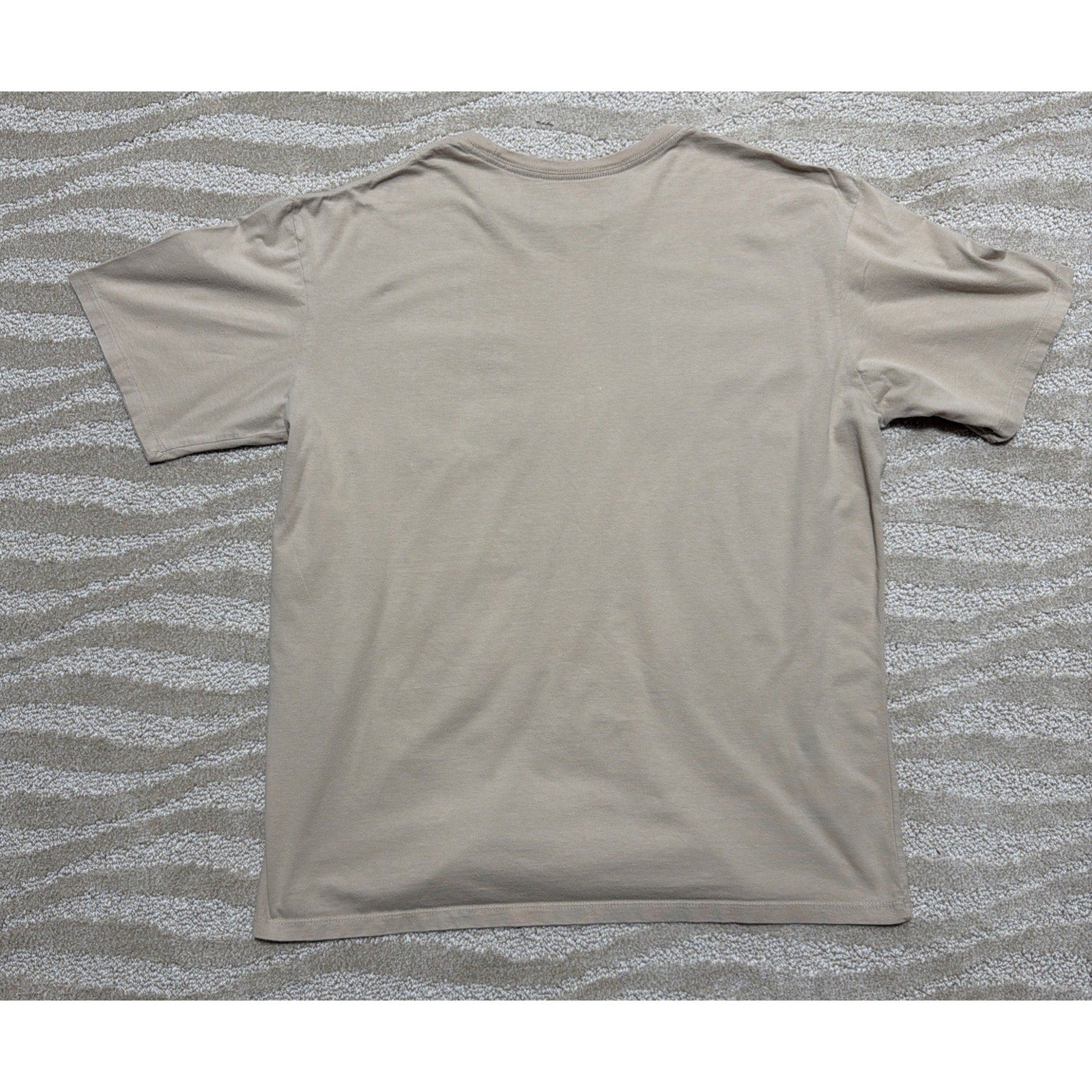 Patagonia Men's Line Logo Ridge Stripe Organic Pocket T-Shirt (Oar Tan) L