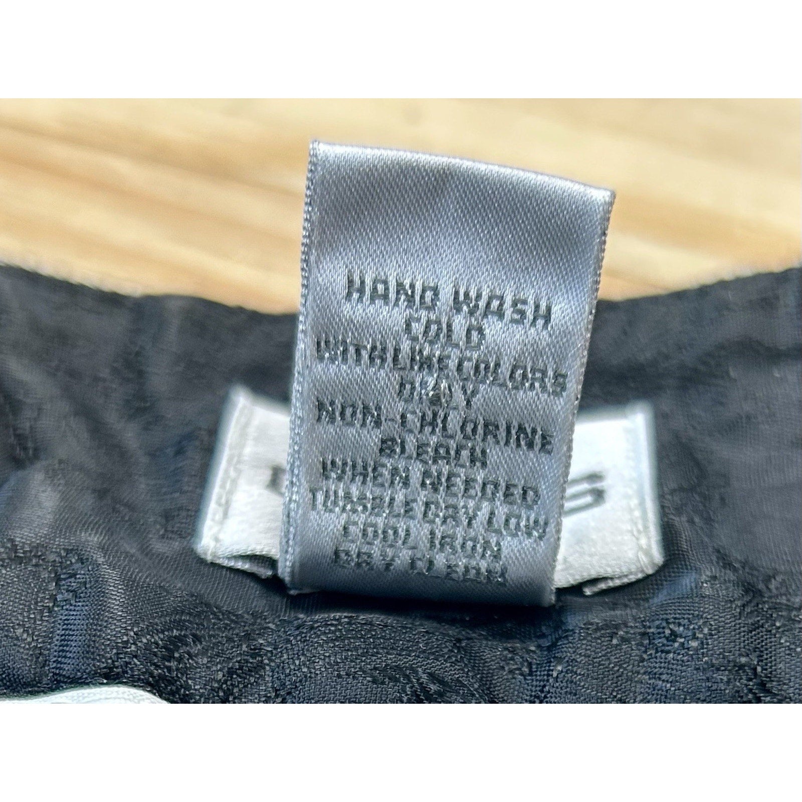 Chico's Womens Pants Size1 Regular Gray Wool Blend Straight Leg Career Basic.