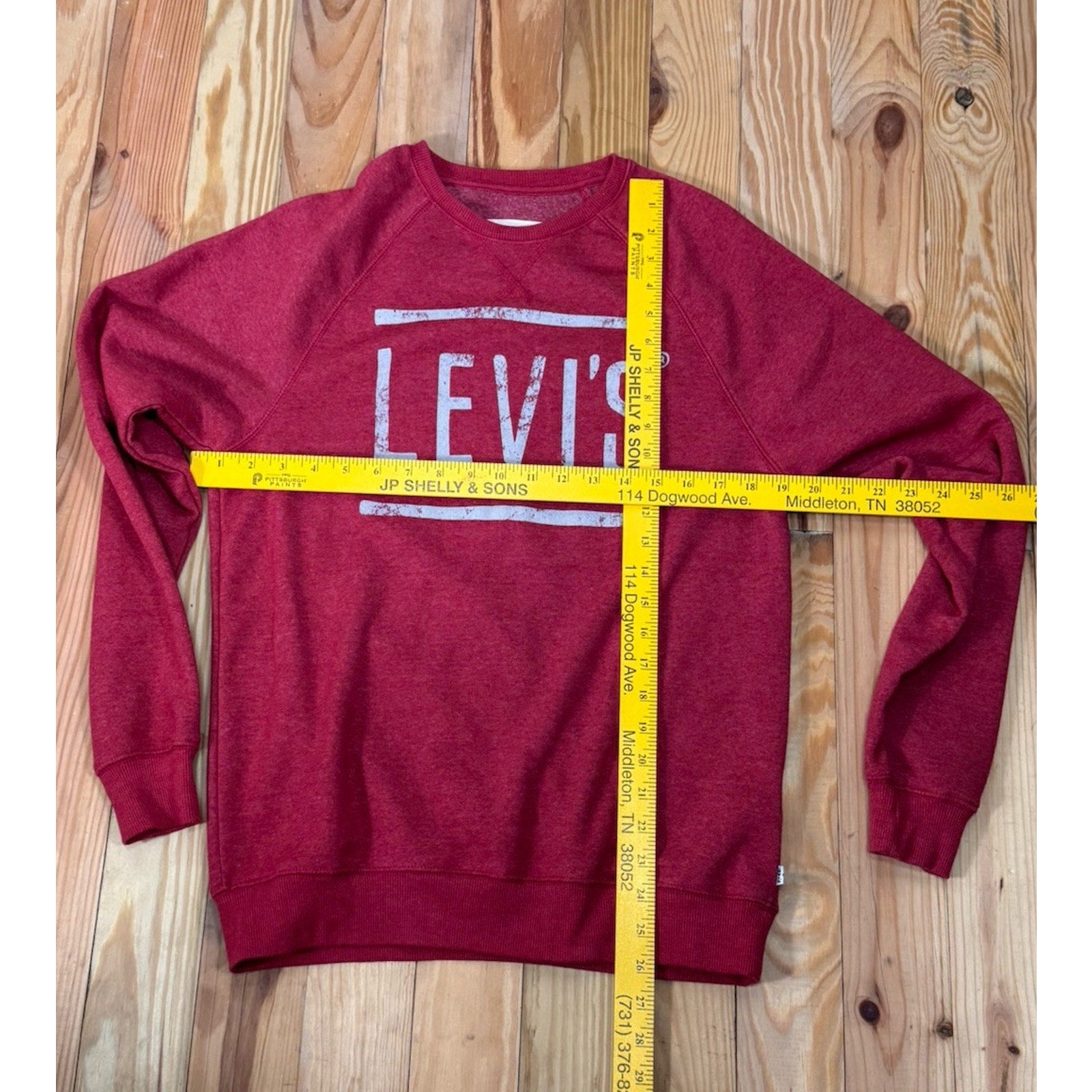 Levi Strauss & Co Men’s Crewneck Sweatshirt Size Small Red Gray Logo