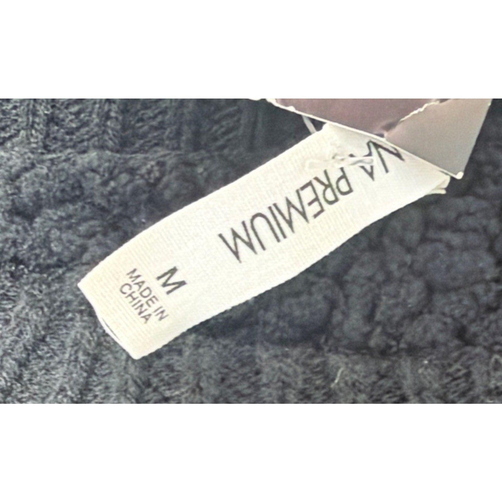 Zenana Premium Ladies Size M Black Long Sleeved Tunic Sweater NWT Minimalist