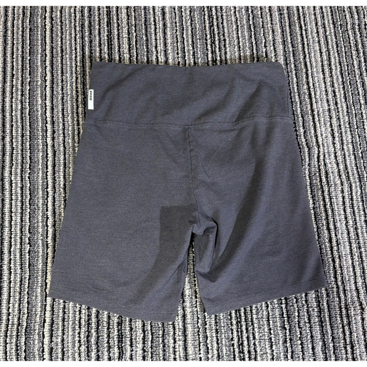 Reebok Women's Cycling Bike High Rise Shorts Size M Gray