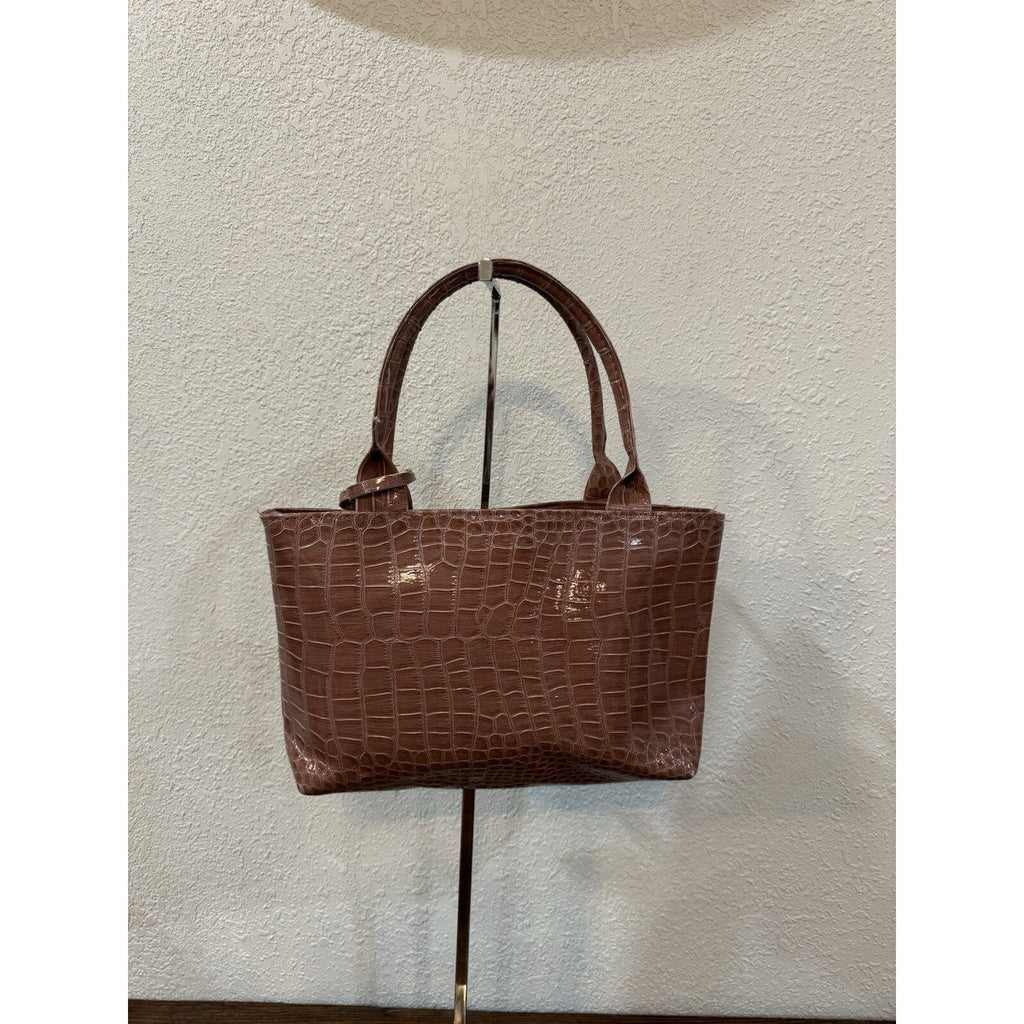 Women’s Peach Shoulder Bag With Leather Leaf Accessory Tag Small Open Purse
