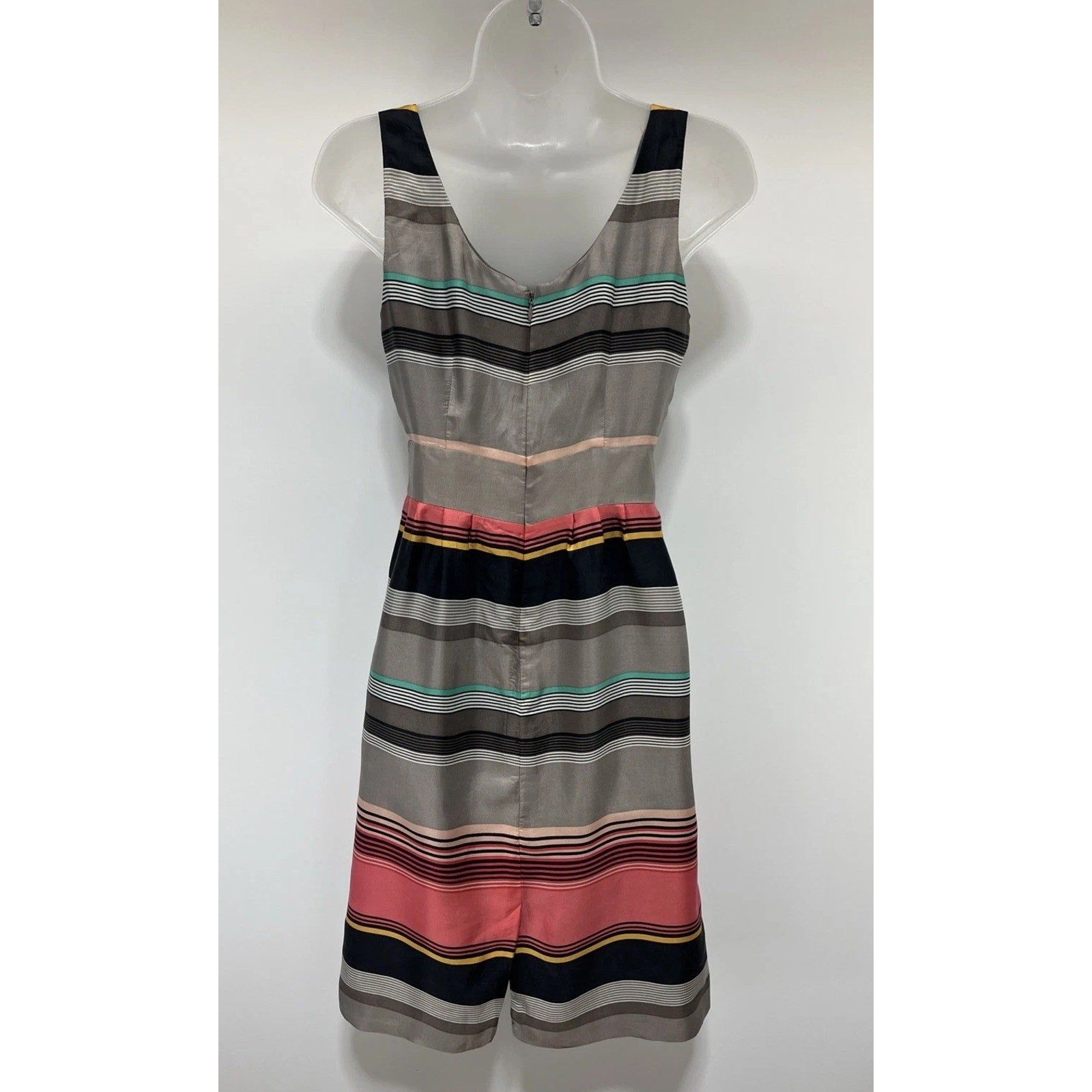 Banana Republic Sheath Dress Women Size 0 Striped 100% Silk Scoop-Neck Colorful