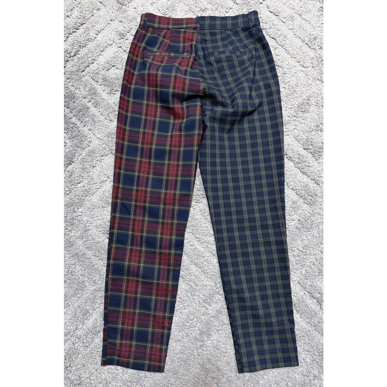 Hollister Ultra High Rise Split Leg Plaid Pants Navy Red Green Small 27x27