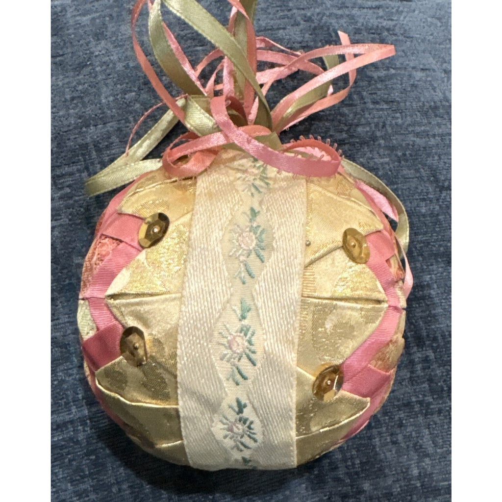 Vintage QUILTED FABRIC CHRISTMAS BALL ORNAMENT Rose And Ivory