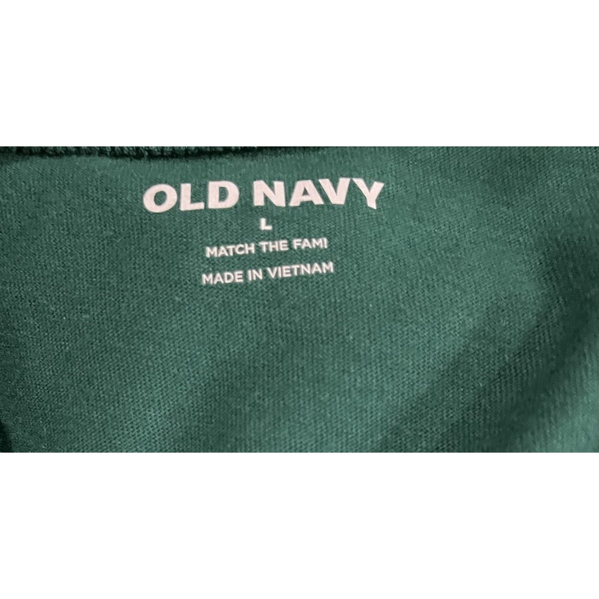 Old Navy Green Christmas "Santa Knows Whats Up" T- SHIRT Unisex Large