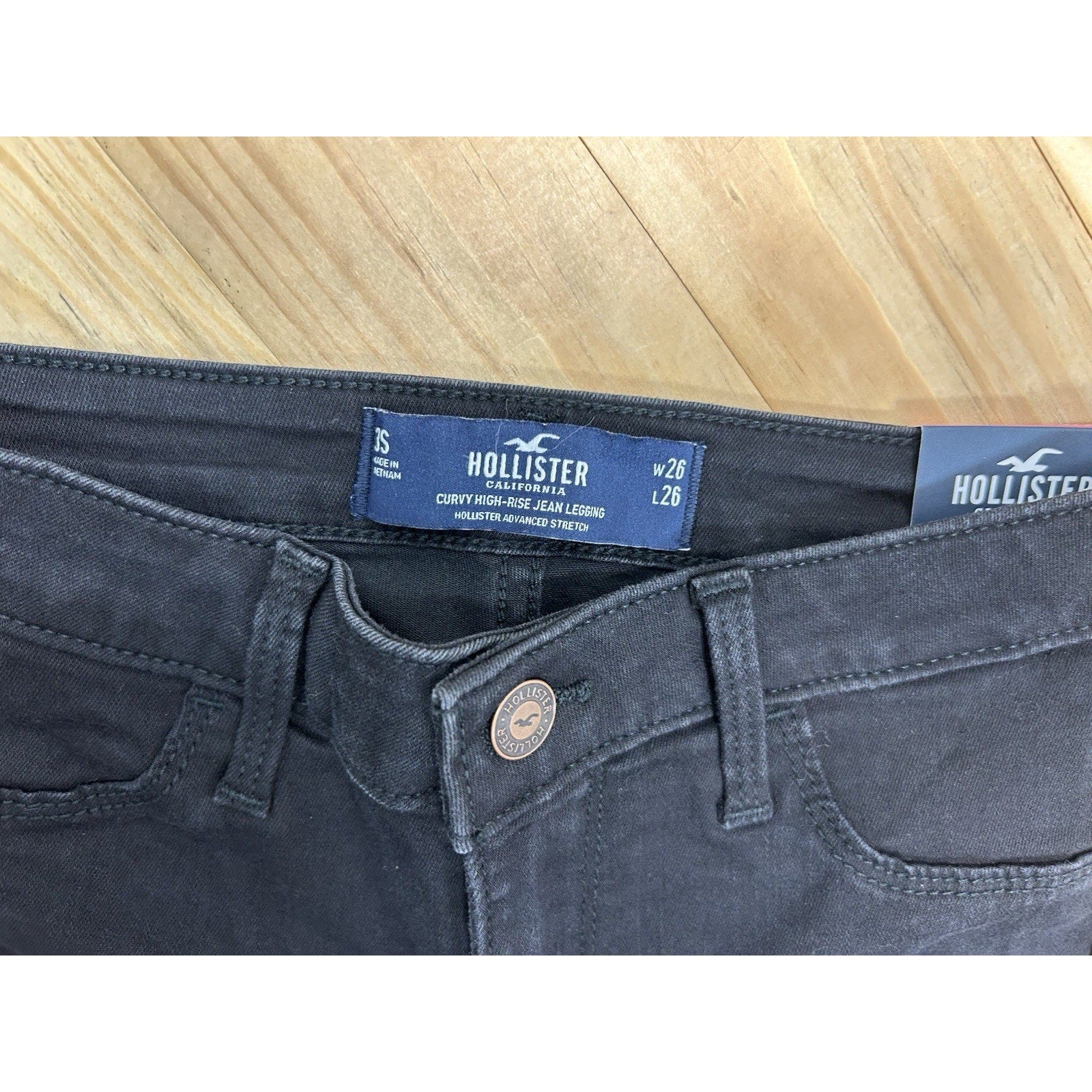 Hollister Jeans Womens 3S 26x26 Black Curvy High Rise Legging New With Tags.
