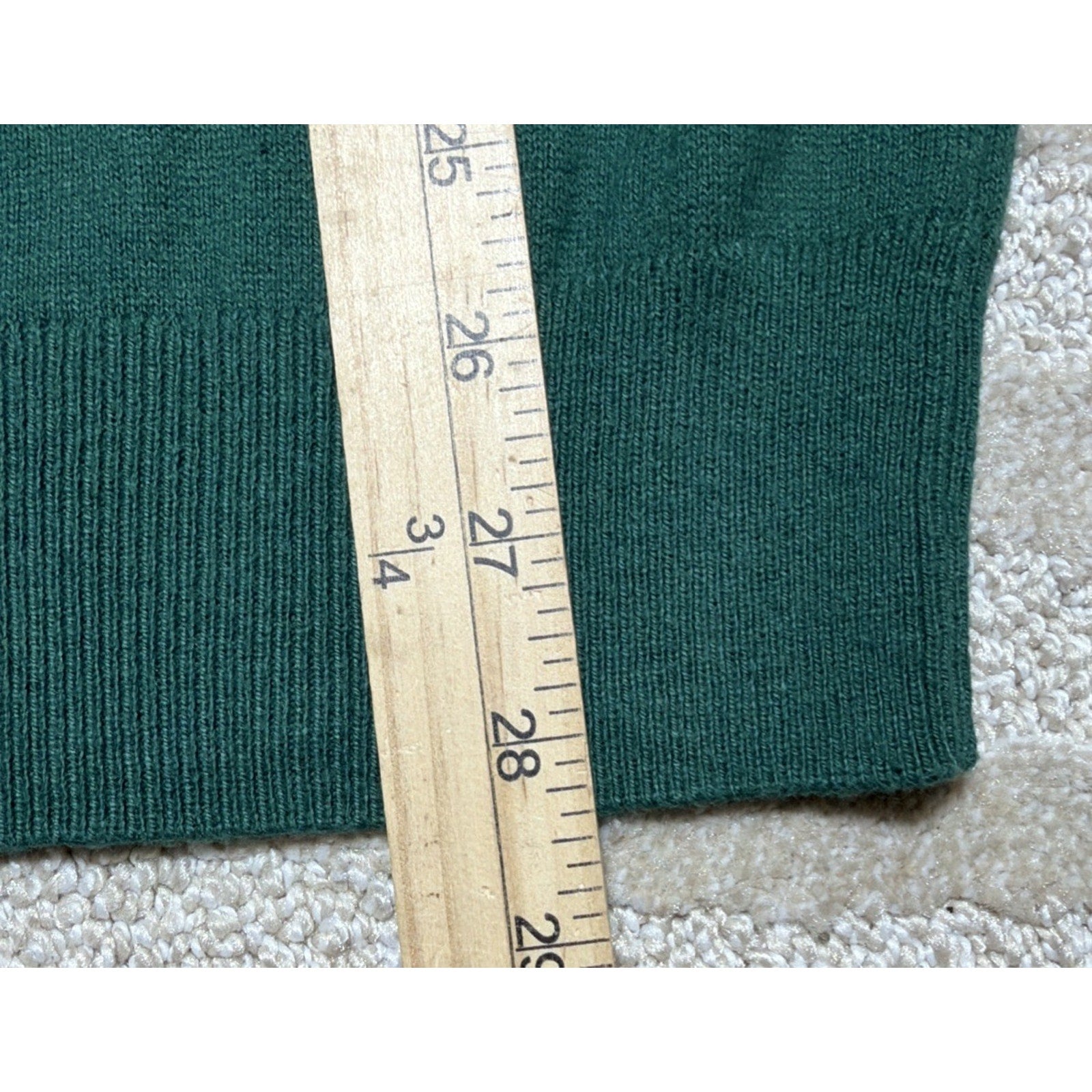 St. John's Bay Shirt Men's Large Super Soft Green Knit V Neck Sweater NWT
