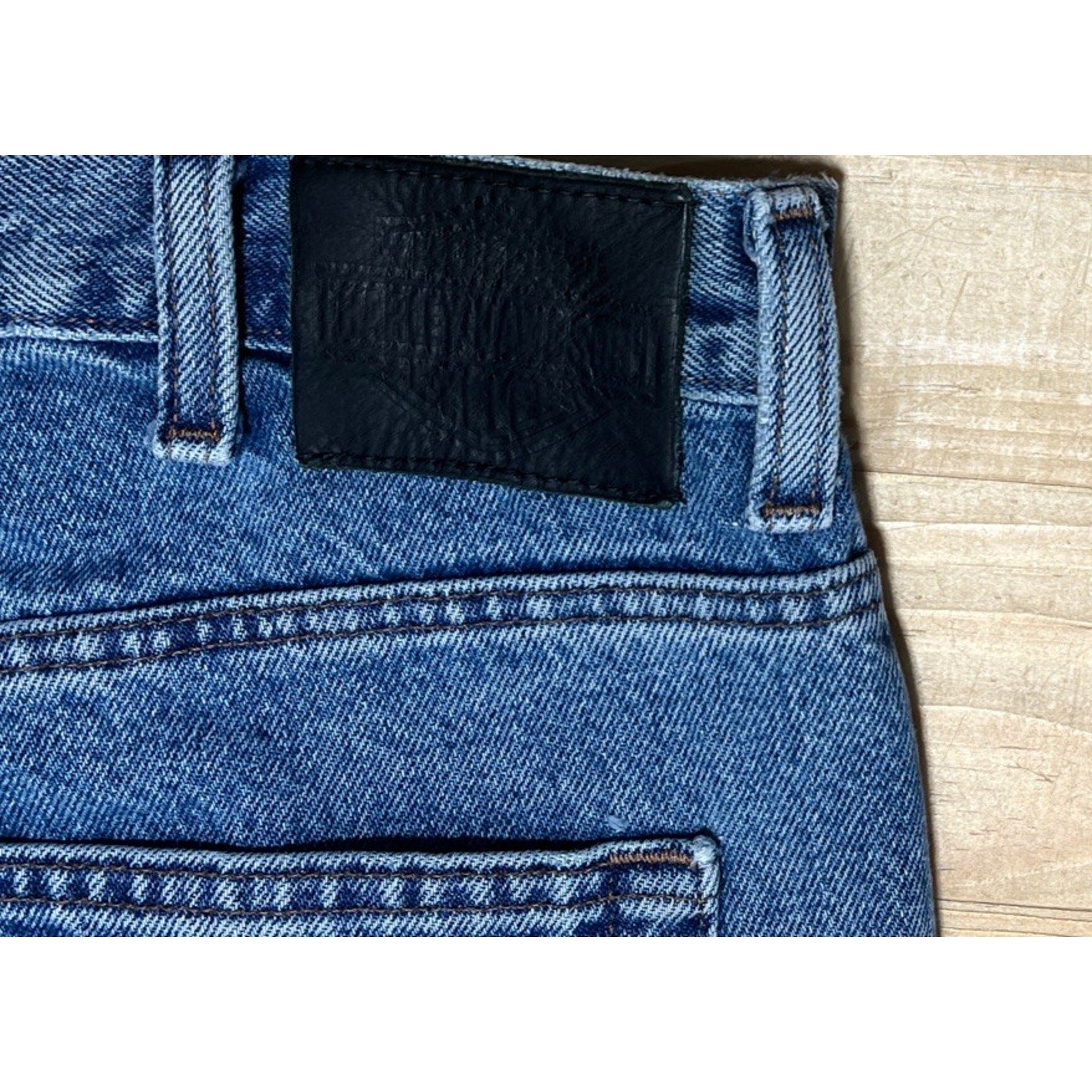 Harley Davidson Traditional Mens 38x36 Light Blue Jeans Slim Fit Tapered Leg