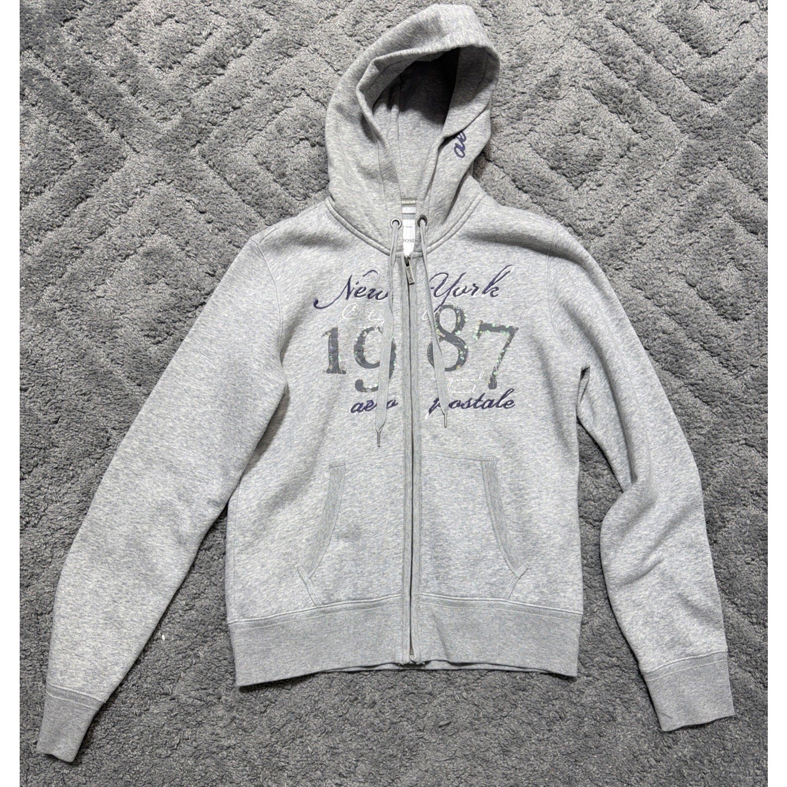 AEROPOSTALE GRAY ZIPPERED FRONT FLEECE HOODIE EMBROIDERED & EMBELLISHED LARGE