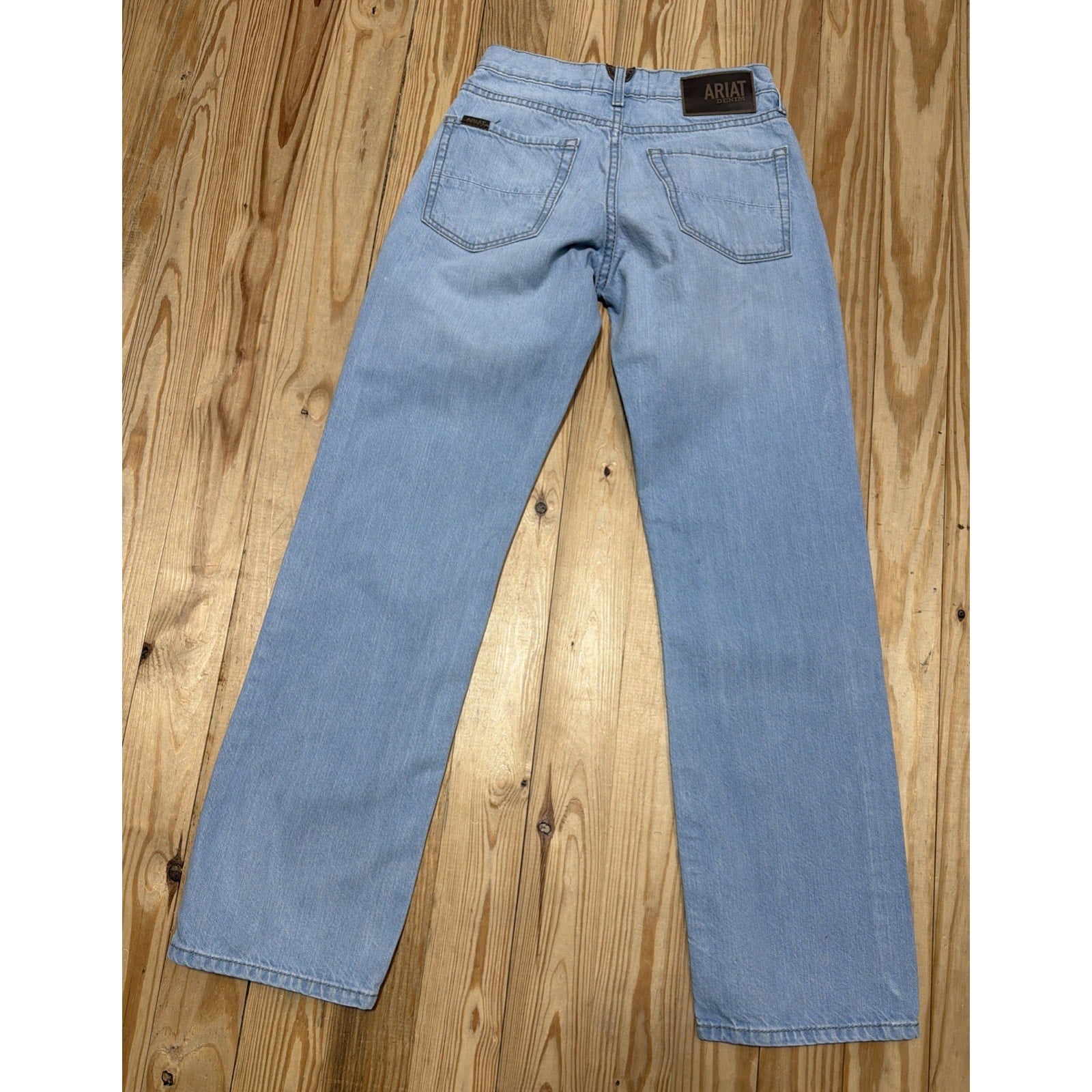 Ariat M5 Jeans Mens 28x32 Light Wash Eli Straight Leg Denim Pants Regular Fit