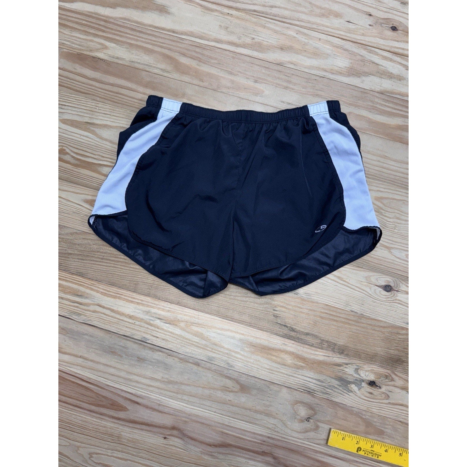 Champion Women’s Running Shorts in Black with White Stripe Sz S