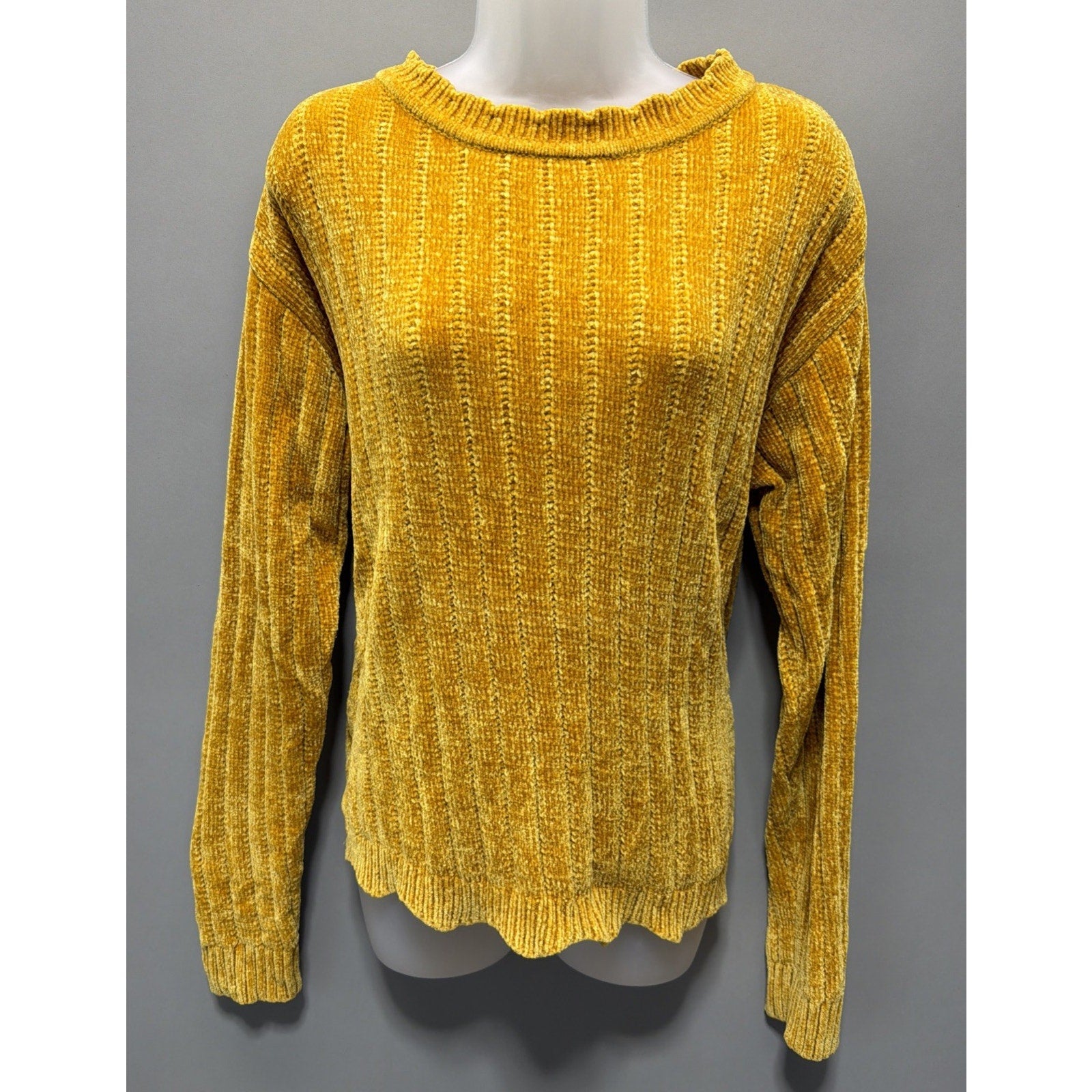 Ava Viv Sweatshirt Adult Yellow Crew Neck Polyester Soft Pullover Women’s X