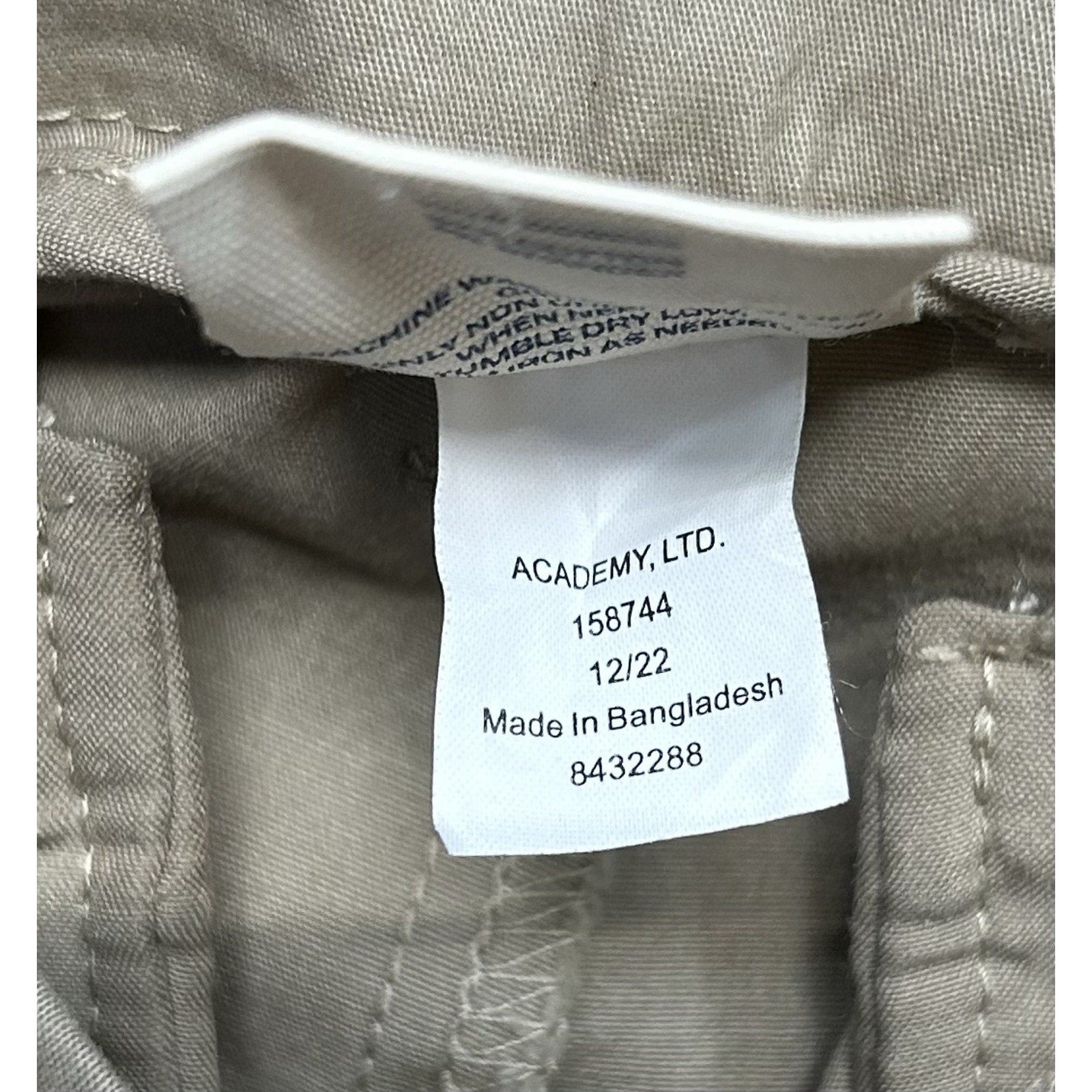 Womens Magellan Outdoors Happy Camper Shorts Size 8. New With Tags.