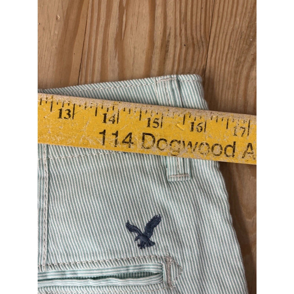 American Eagle Prep Mens Shorts Size 30 Green White Shorts