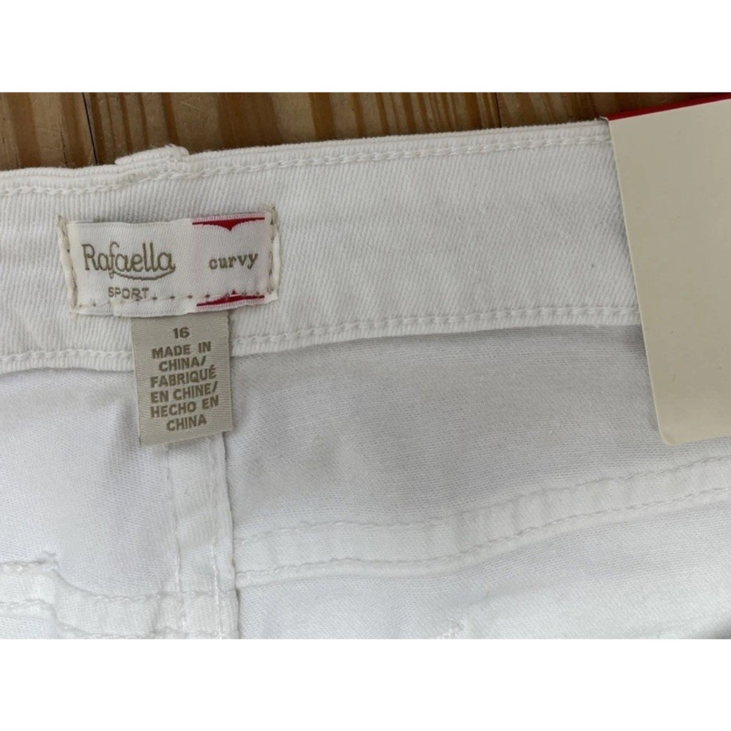 NWT RAFAELLA Curvy Straight Leg White Denim Jeans Lift Trim Comfort Size 16