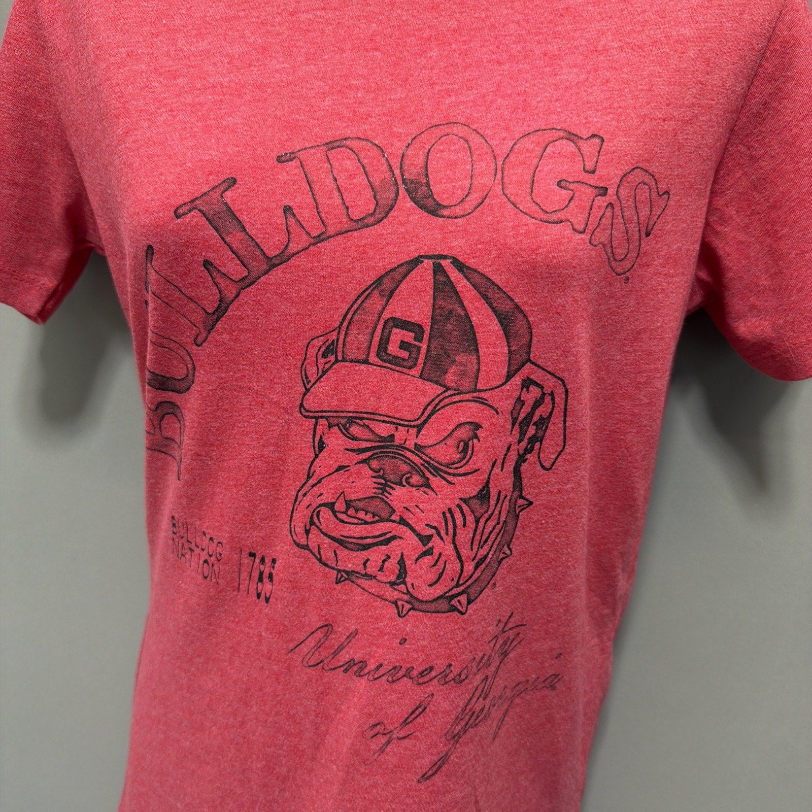 CUTE Georgia Bulldogs Women's Sz Large Red Short Sleeve Pressbox T-Shirt