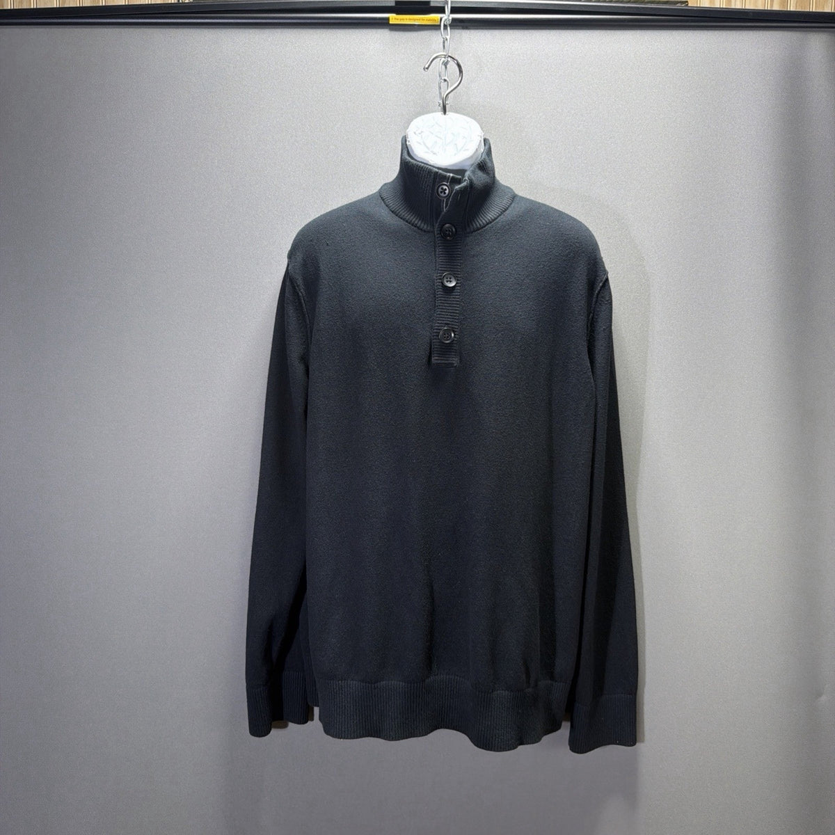Banana Republic Men’s XL Tall Cotton Cashmere 1/4 Button Mock Black Sweater