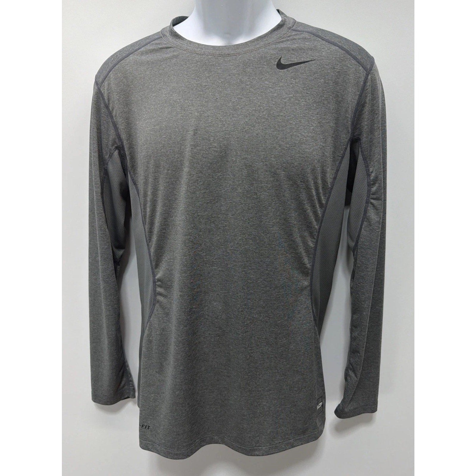 Nike Shirt Men’s M Pro Combat Fitted Swoosh Dri Fit Train Run Gym Work Core Go