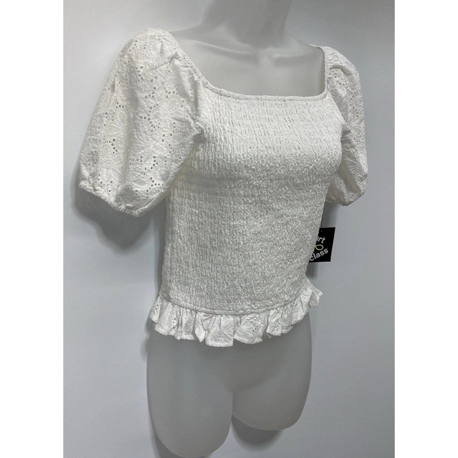 Art Class girls smocked white top floral Size XL NWT