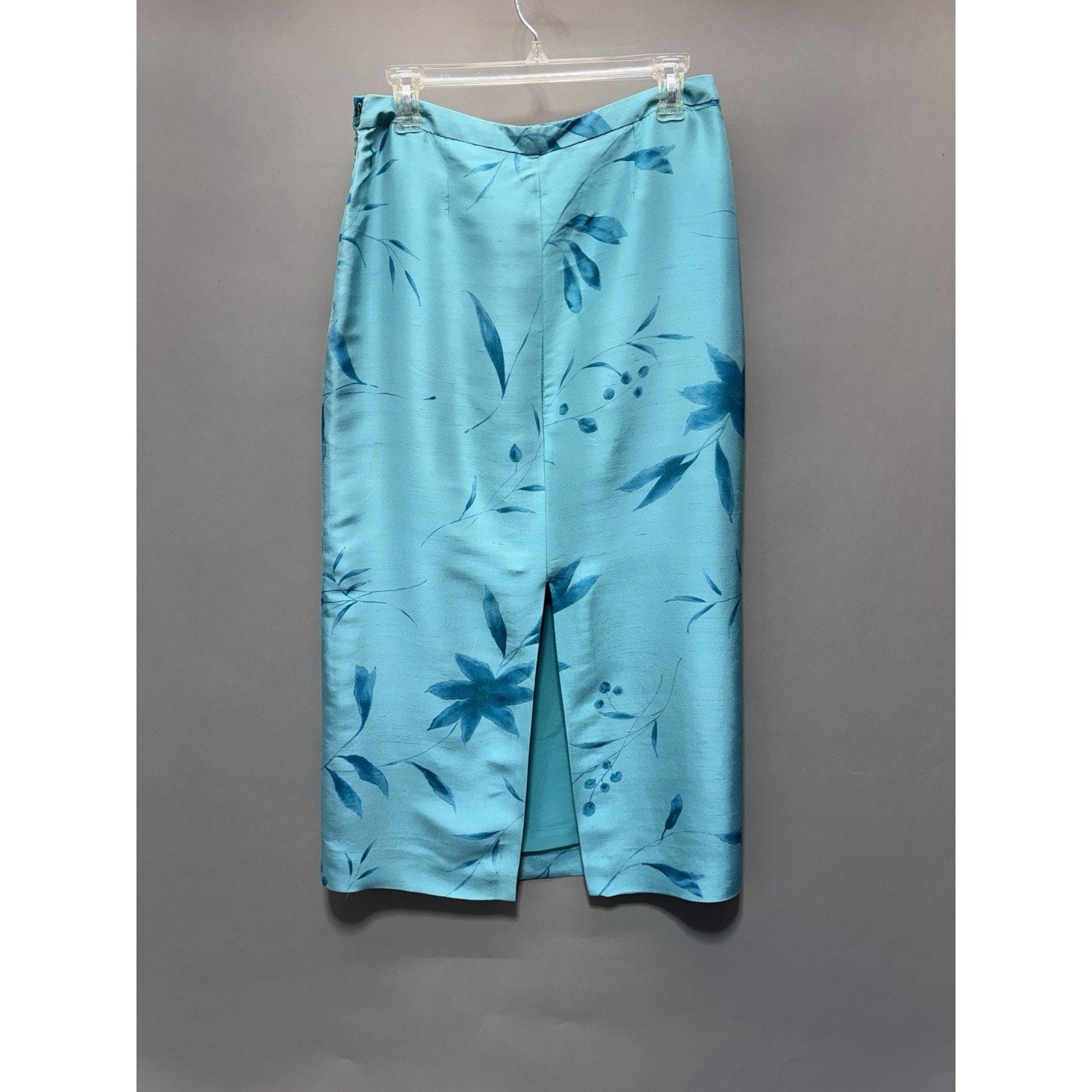 Jones New York Silk Skirt 10P Petite Blue Floral Midi Pencil Back Slit Lined