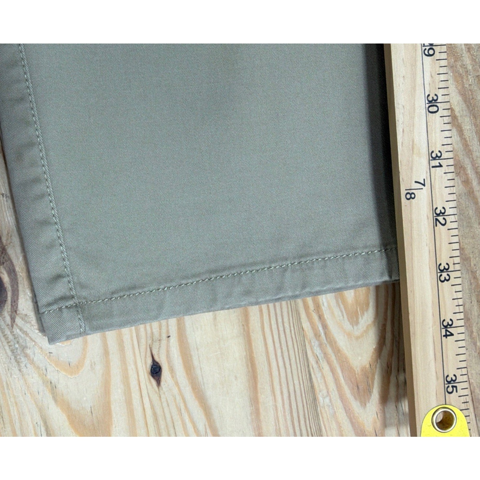 Gap Mens Stretch Straight Leg Classic Khaki Pants Khaki Size 32x34