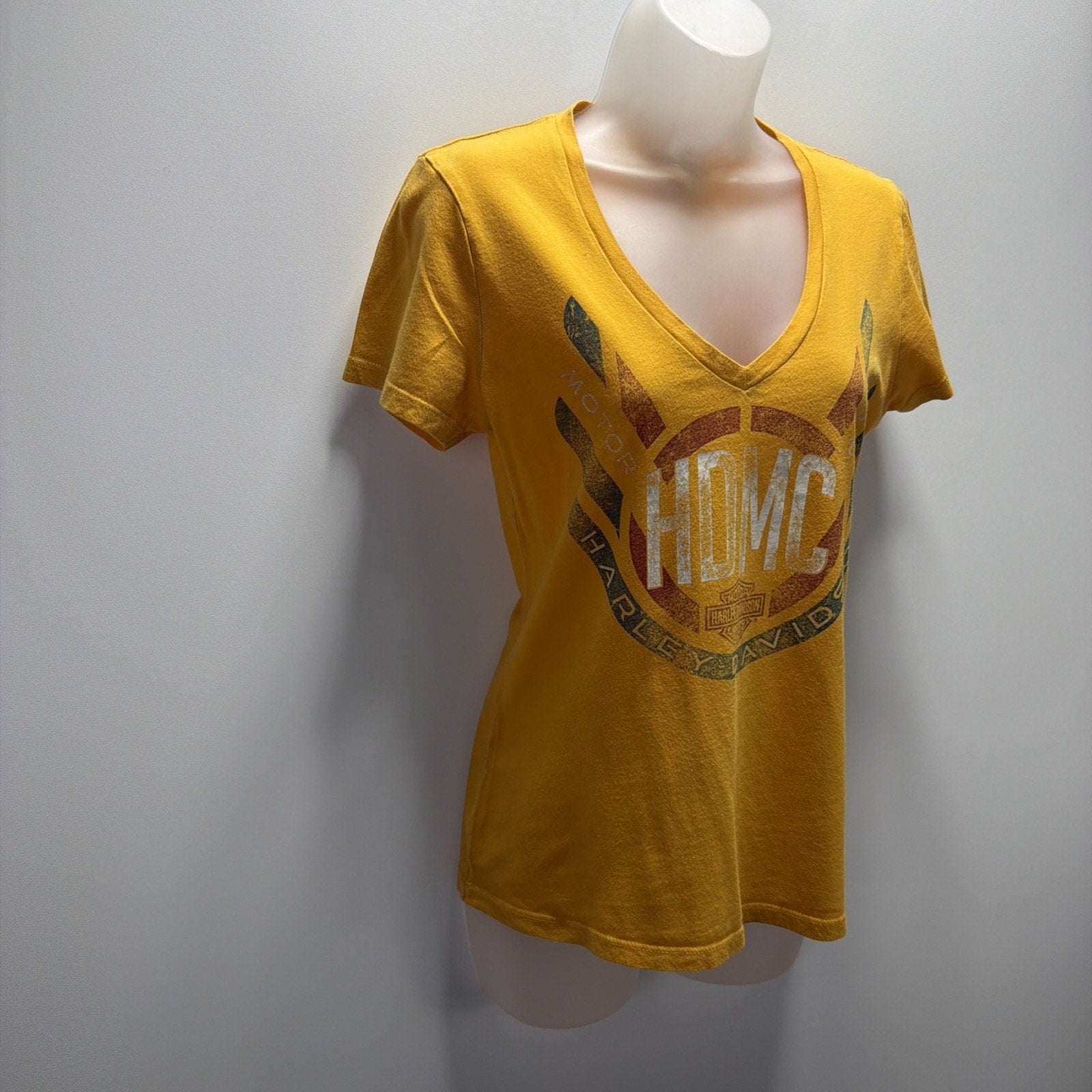 Harley Davidson Fort Lauderdale FL M Yellow T Shirt Short Sleeve V-neck Made USA