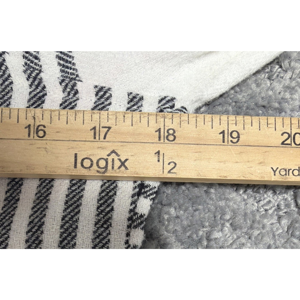 BKE Boyfriend Eased Hooded Flannel Full Zip Shacket Womens Medium White Black