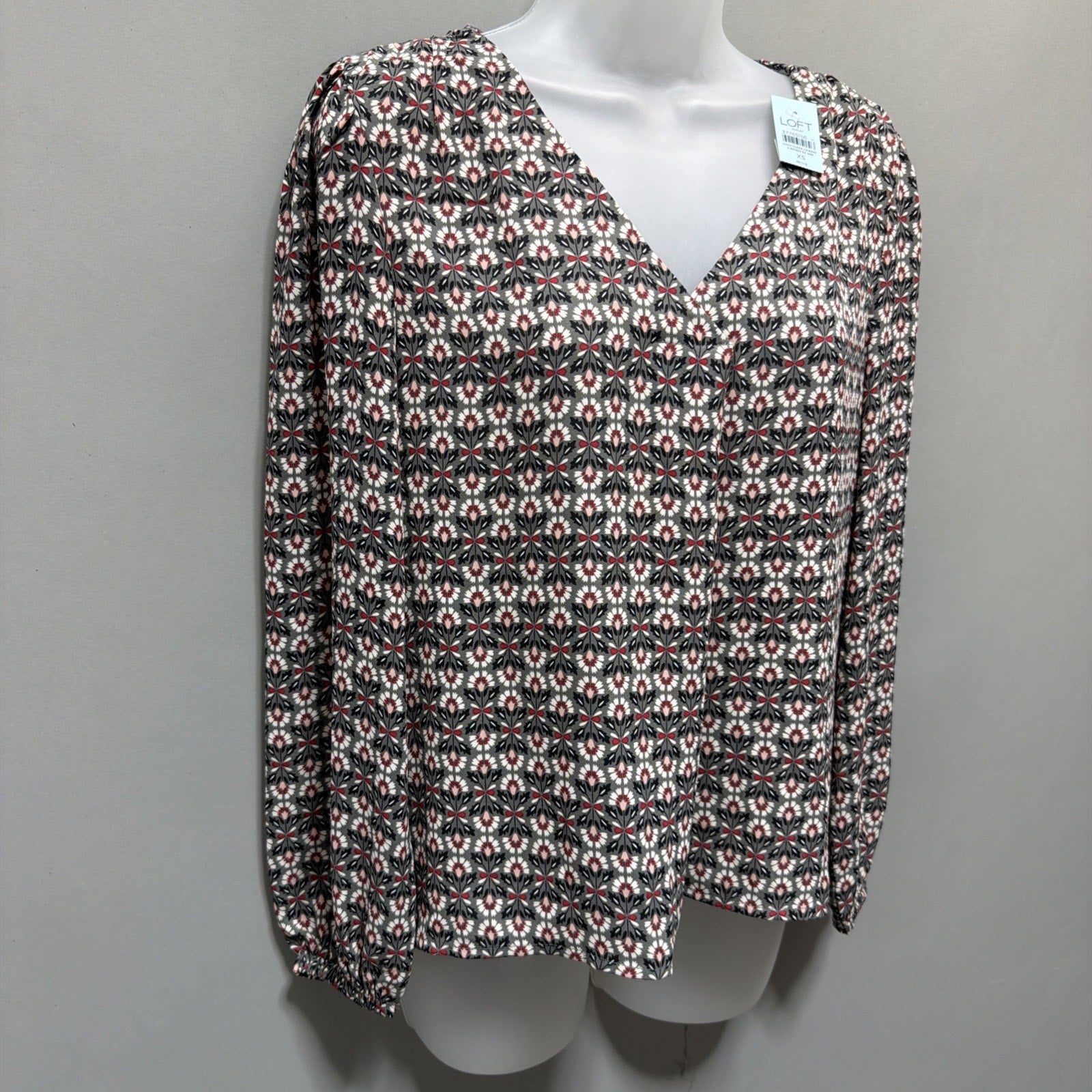 Loft Long Sleeve Floral Blouse Size XS Petite NWT