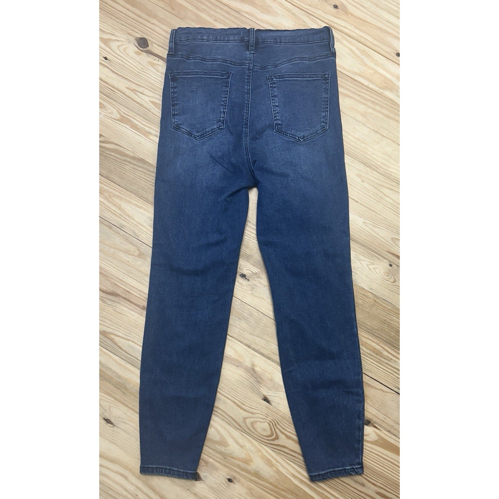Altar'd State Jeans Womens 30 Blue Skinny Medium Wash Denim Low Rise Button Fly.