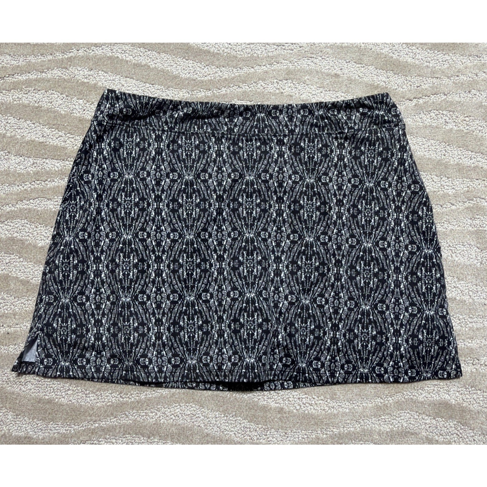 Tranquility by Colorado Clothing Women Gray Black With Active Skort With Size XL