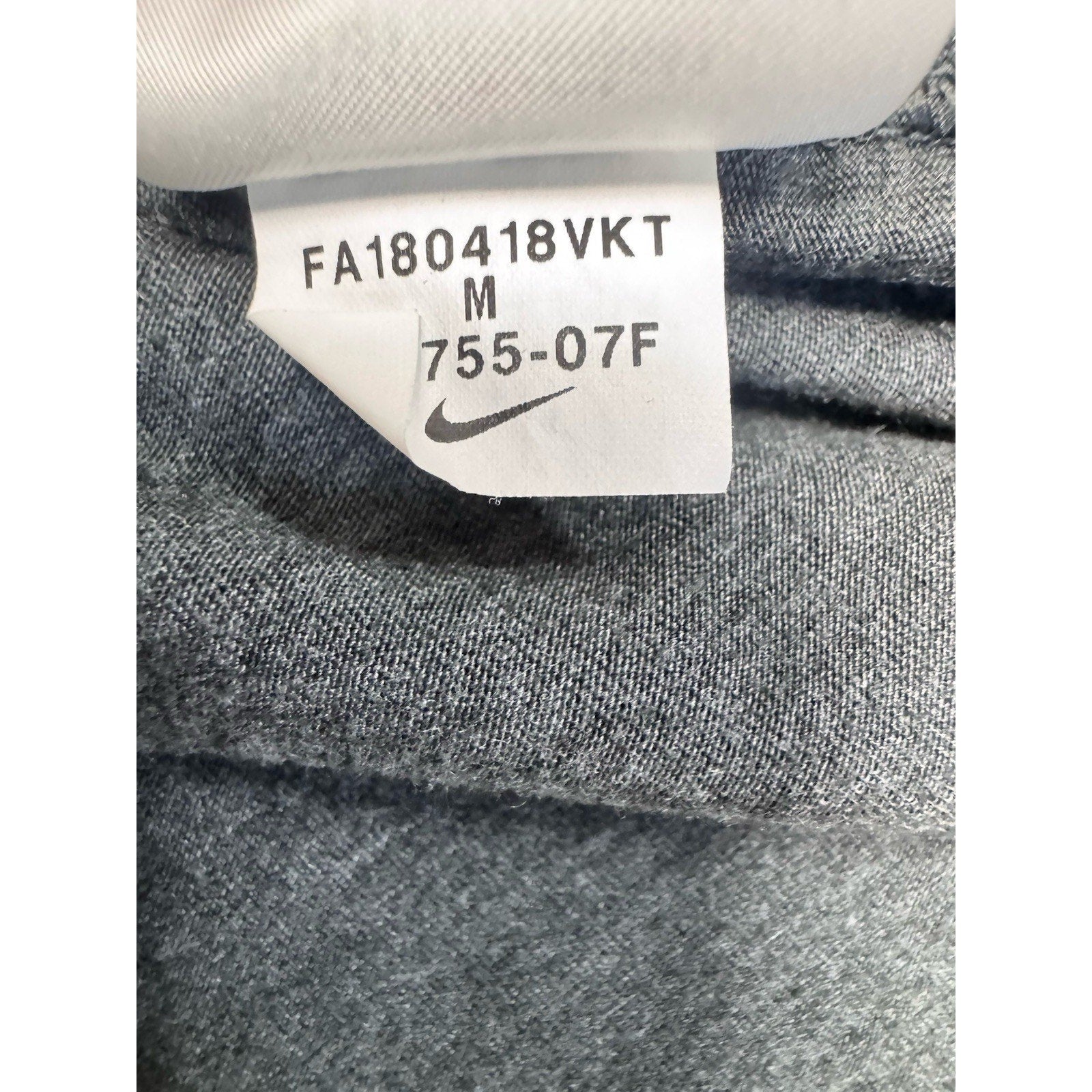 NIKE UNIVERSITY MICHIGAN WOOLVERINES FOOTBALL LONG SLEEVE T-SHIRT Gray Medium