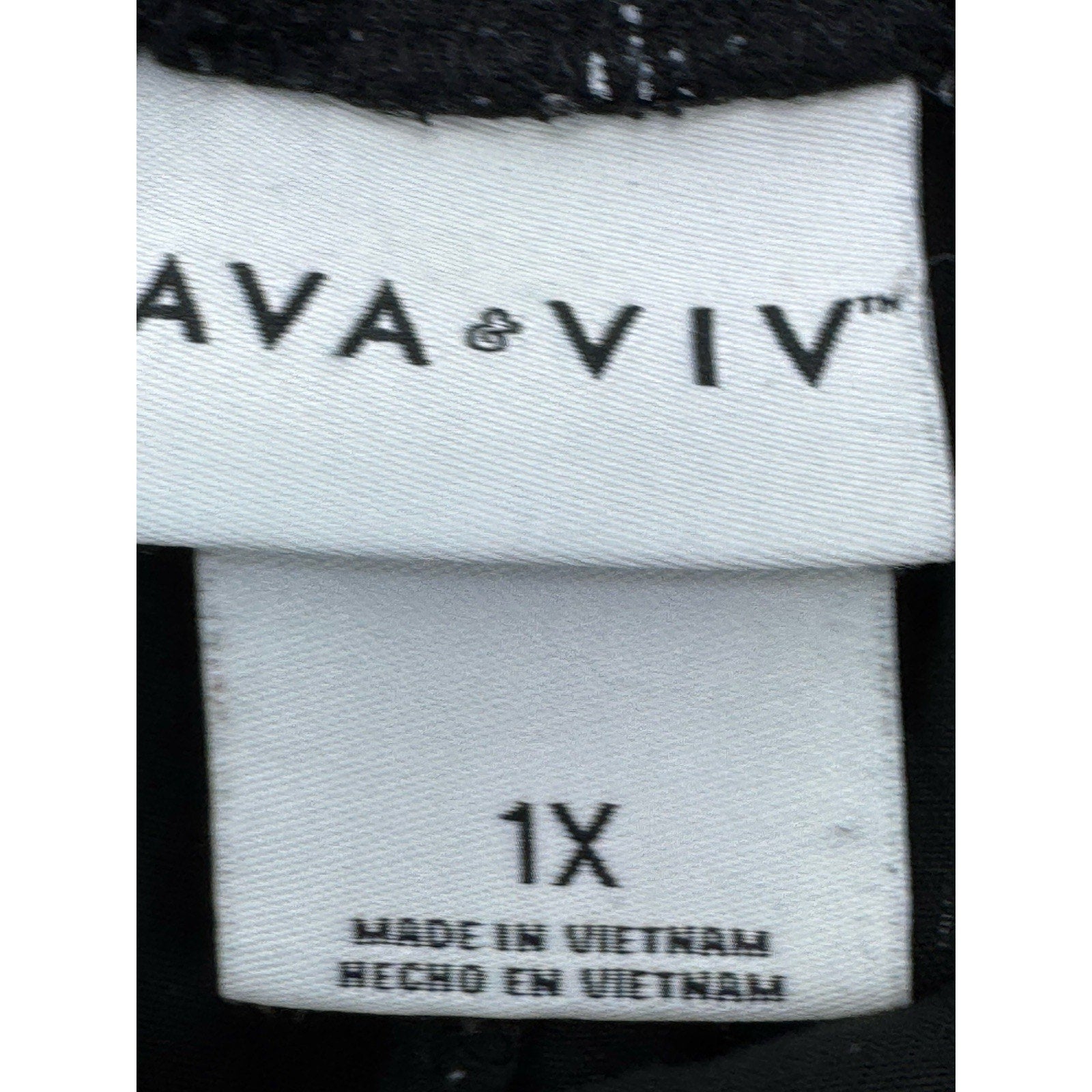 AVA & VIV Rayon Shorts 1X Black/White Elastic Back Waist 36” Unstretched Pockets