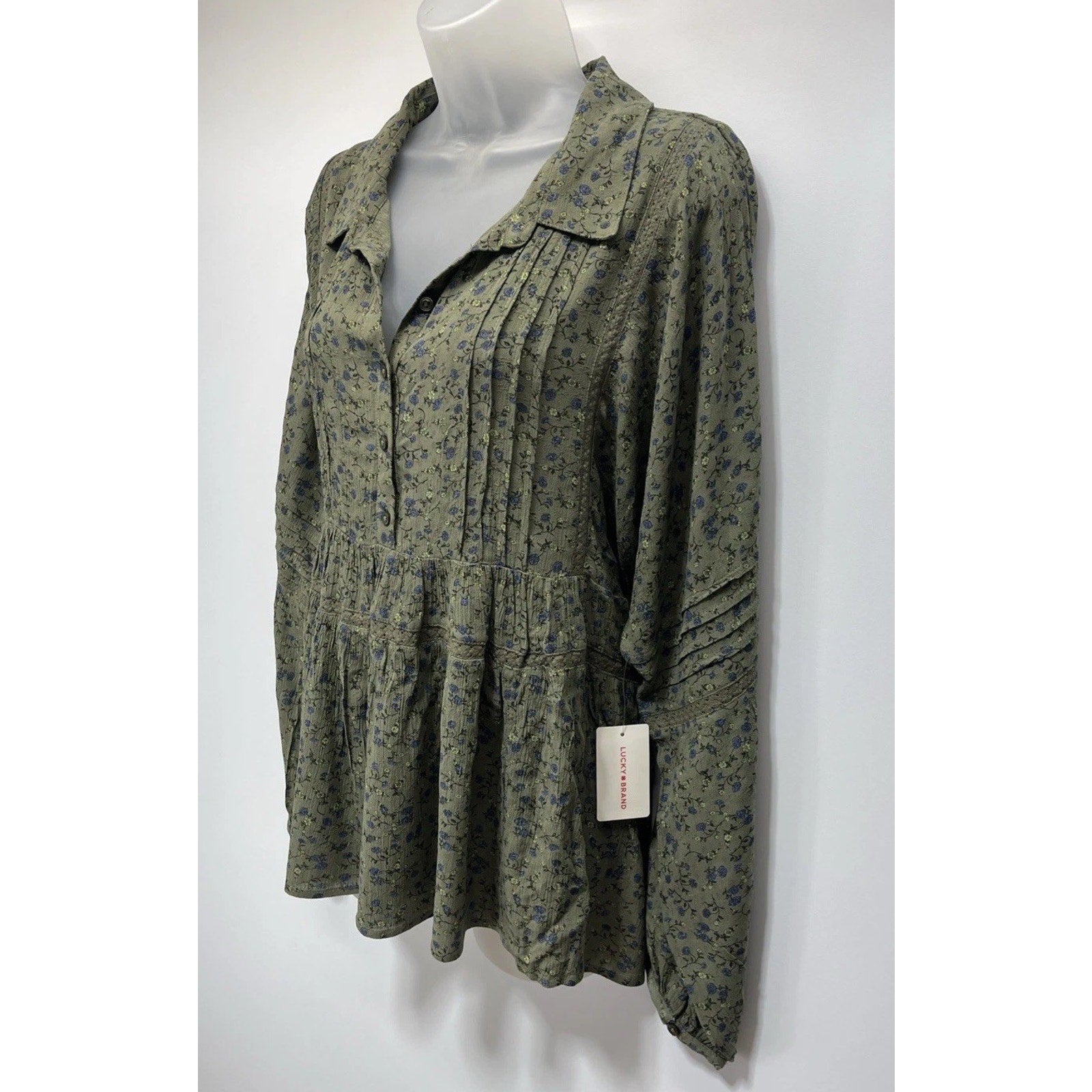 NWT Lucky Brand Blouse - Floral Print Boho Flowy Lace Trim Green Blouse -Size M