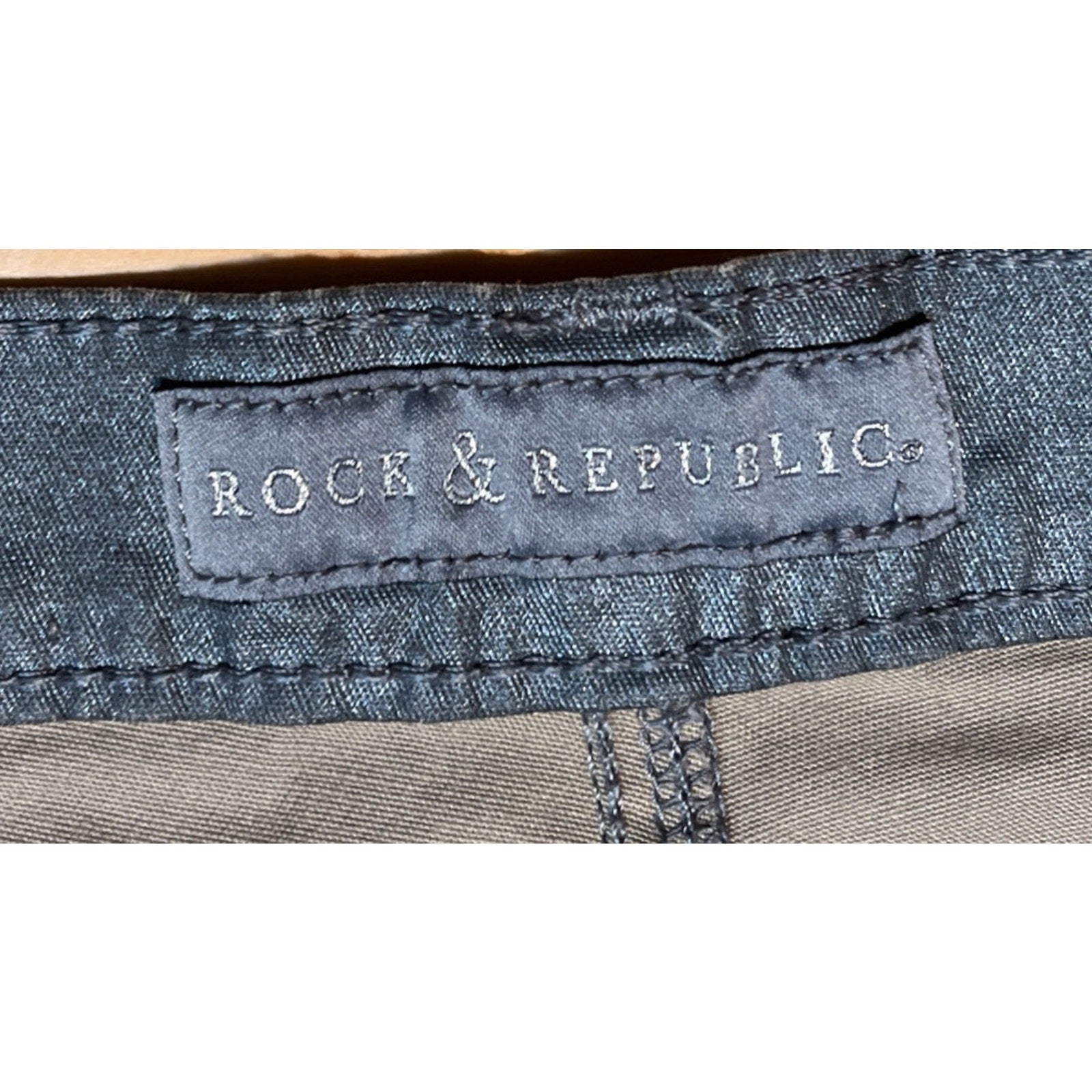 Rock & Republic Berlin Silver Metallic Skinny Jeans Women's Sz 12 32x31 Stretch