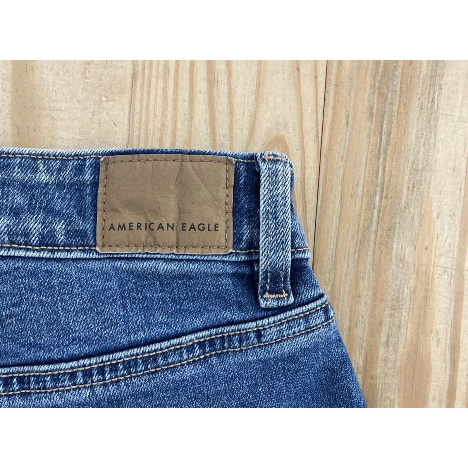 American Eagle Mom Jeans 000 Women’s High Waisted Strigid Denim 24x30