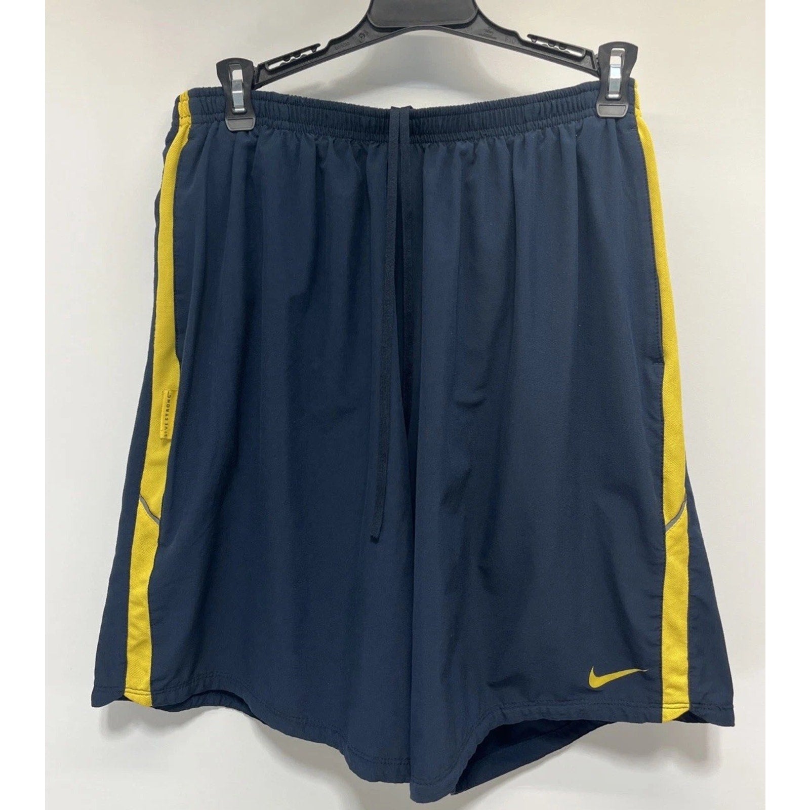 Nike LiveStrong Training Basketball Shorts Black Yellow Dri-Fit Mens XL