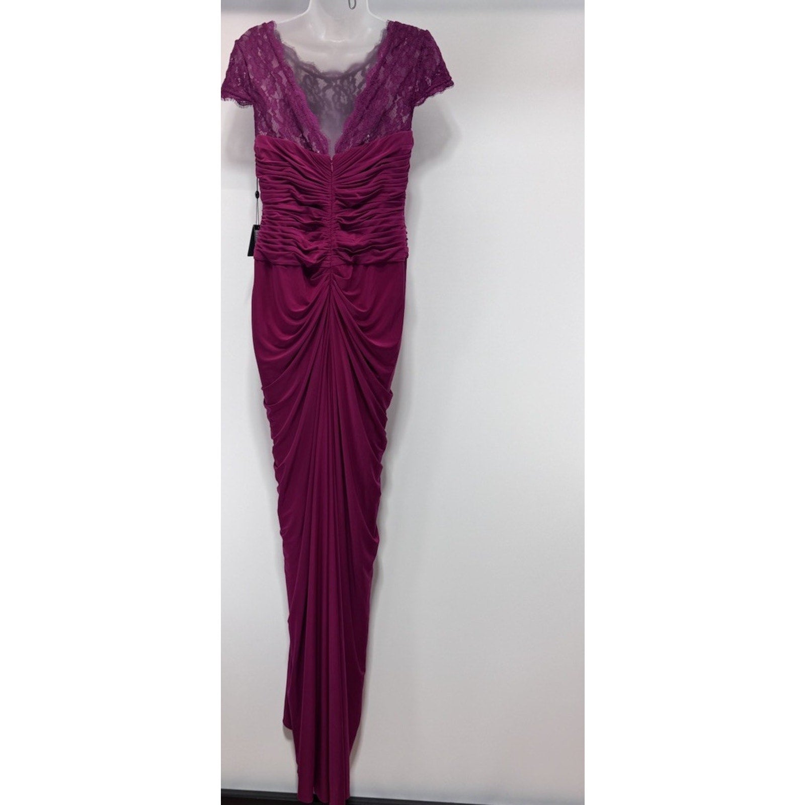 NWT By Adrianna Papell Draped Lace Shoulder Dress/Gown Pomegranate Size 10